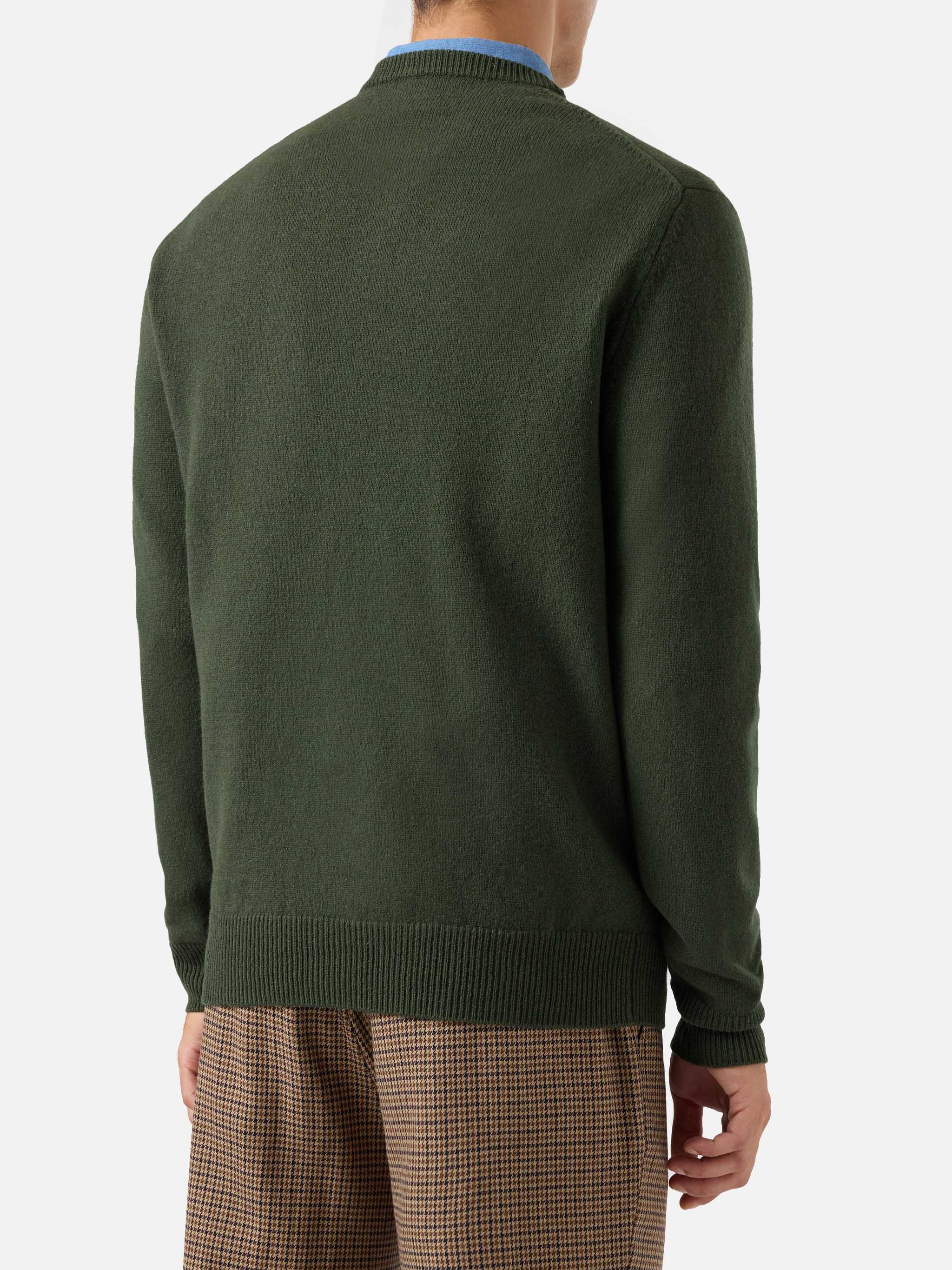 mc2-saint-barth-maglione-regent-in-100-lambswool-verde-militare image 3