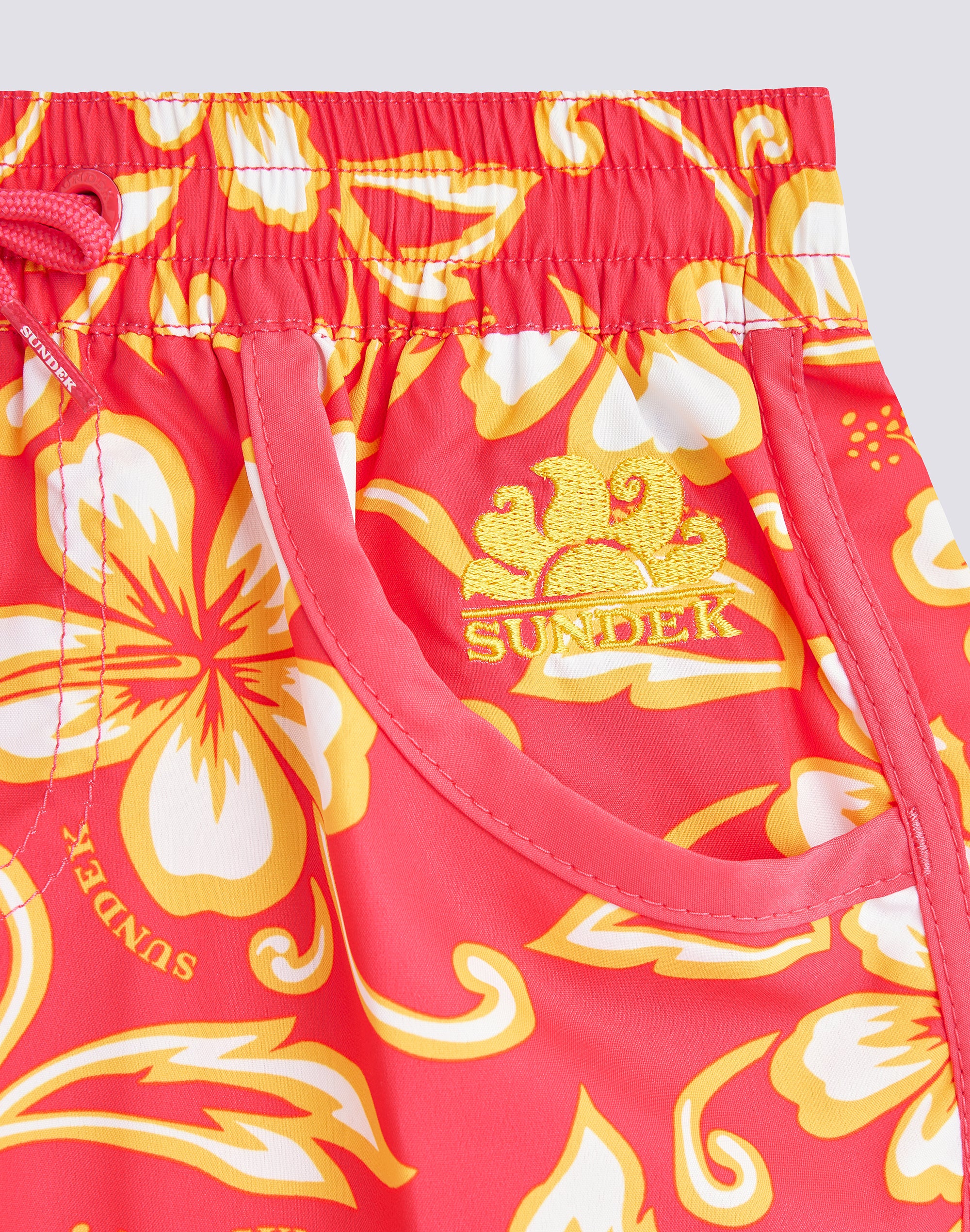 sundek-margate-g536bdrt323-pantaloncino-mare-corto-bambina-con-stampa-hibiscus image 3