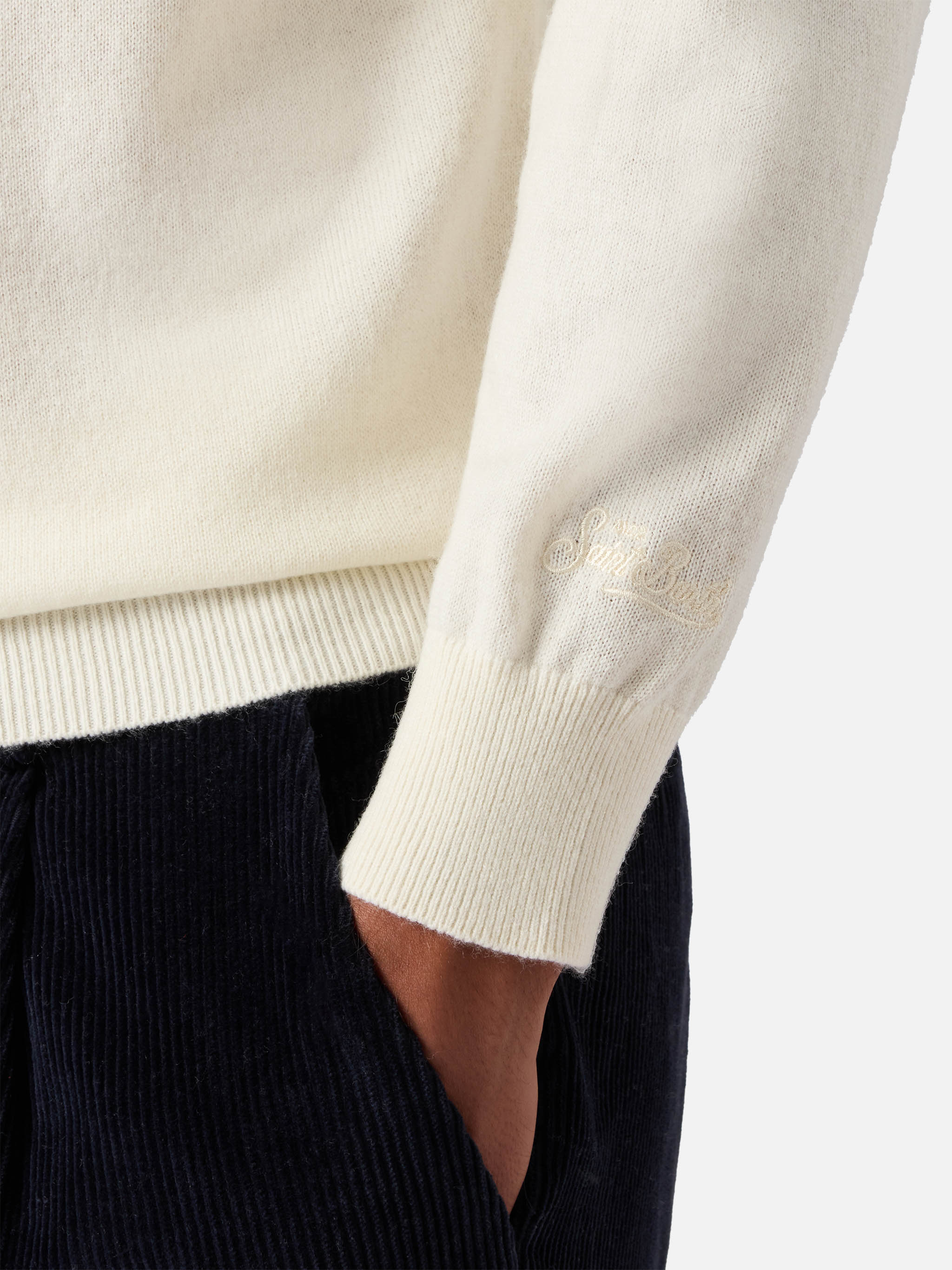 mc2-saint-barth-bond-dolcevita-in-lana-merino-e-cashmere-bianco image 4