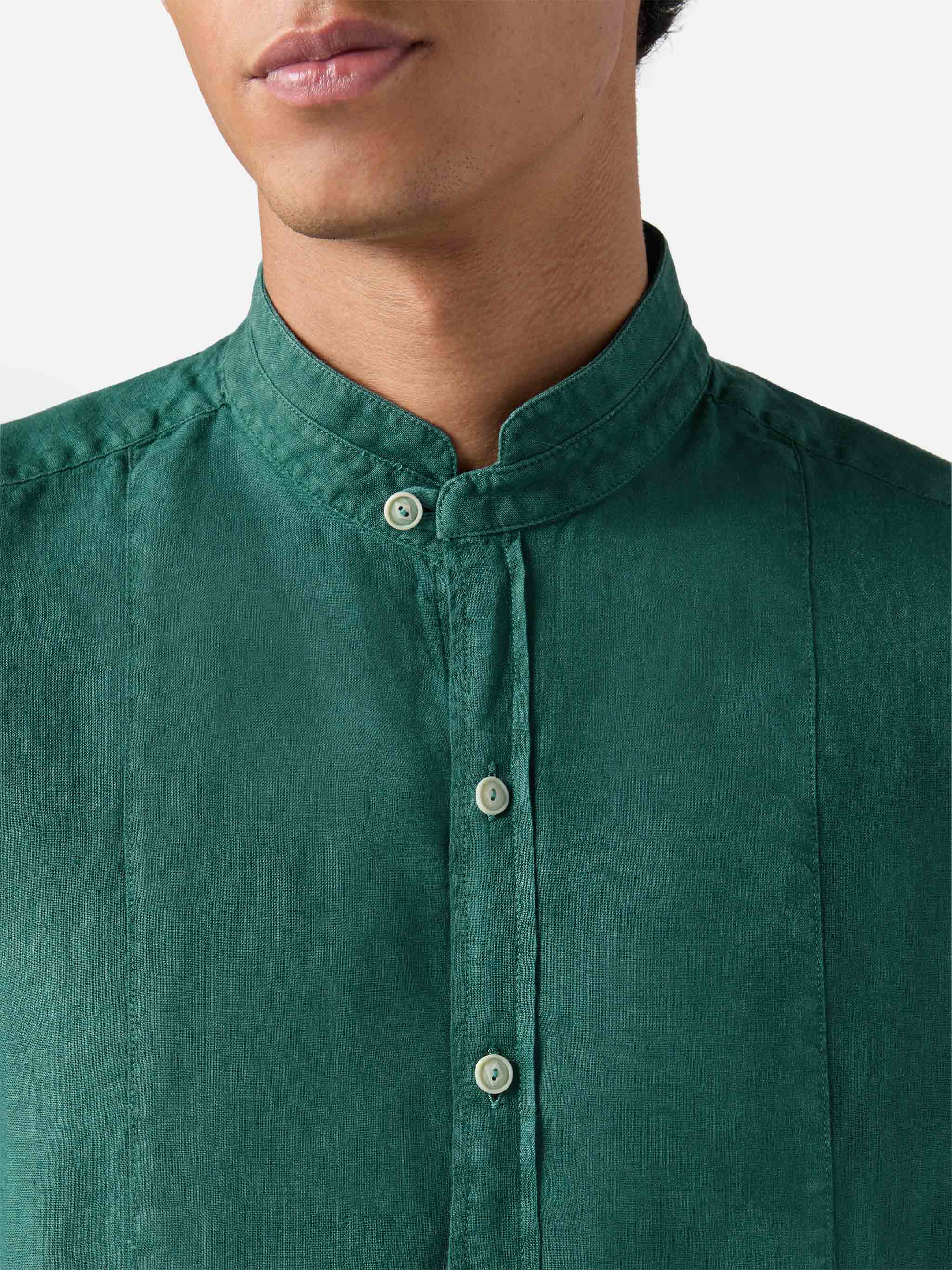 mc2-saint-barth-pierre-camicia-uomo-in-lino-verde-collo-alla-corea image 2