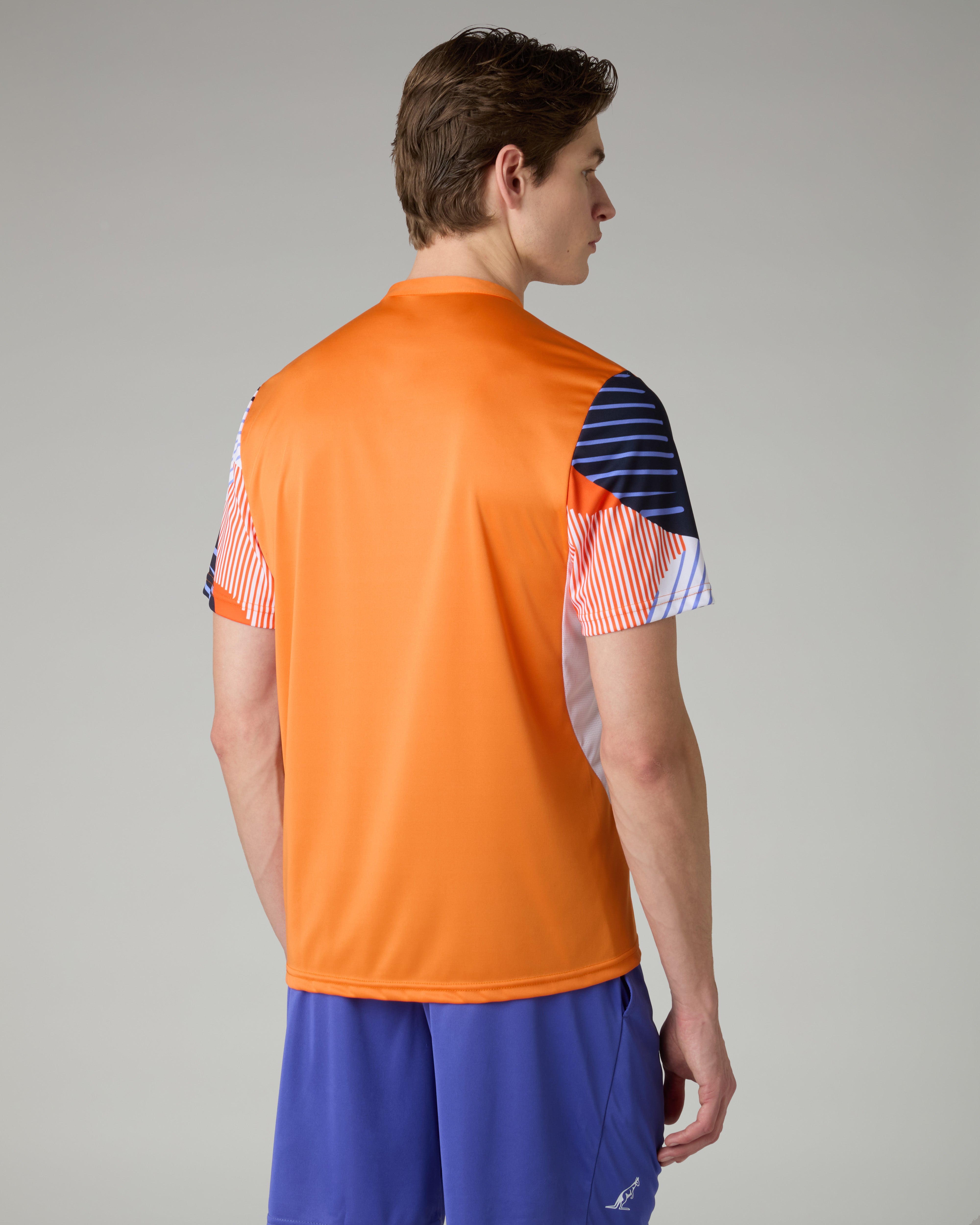 australian-absinth-polo-arancio-acceso-tecnica image 3