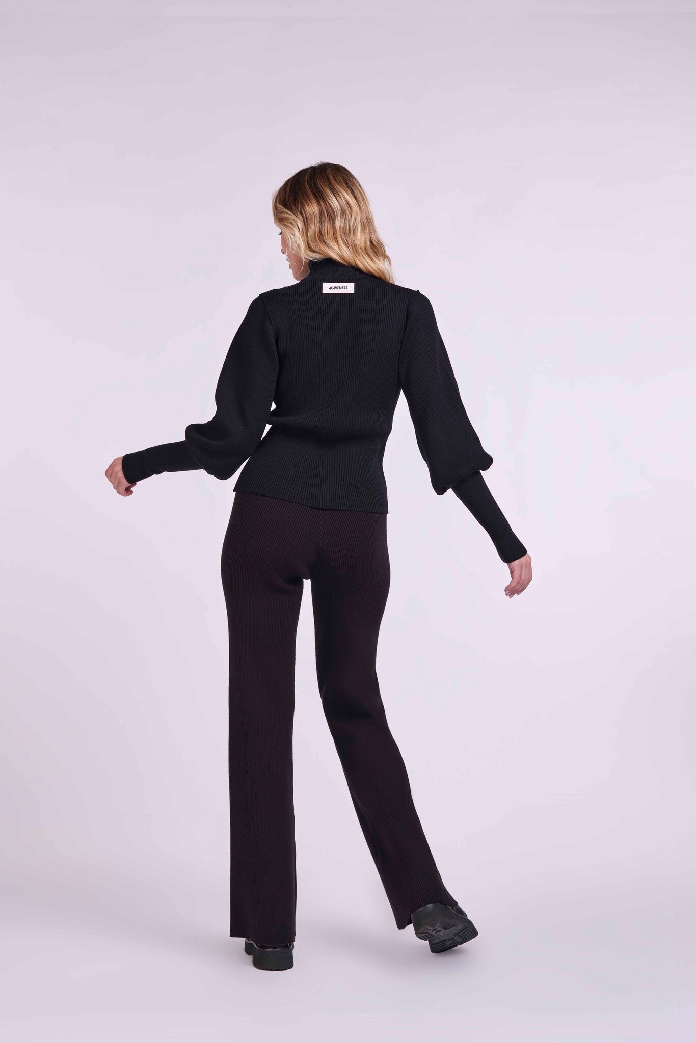 4giveness-maglia-dolcevita-made-in-italy-viscosa-donna image 2