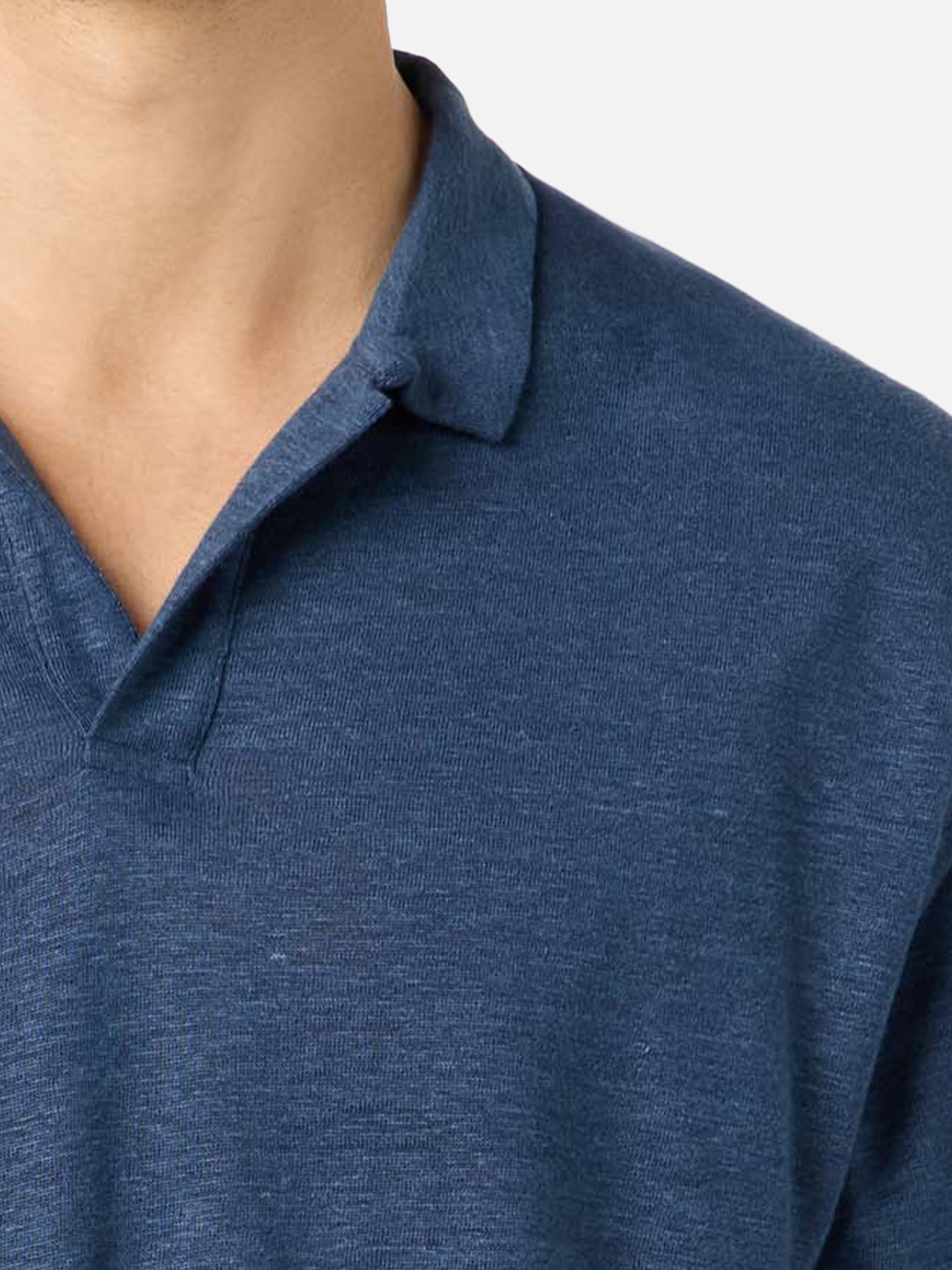 mc2-saint-barth-polo-fraser-uomo-in-lino-blu-navy-senza-bottoni image 2