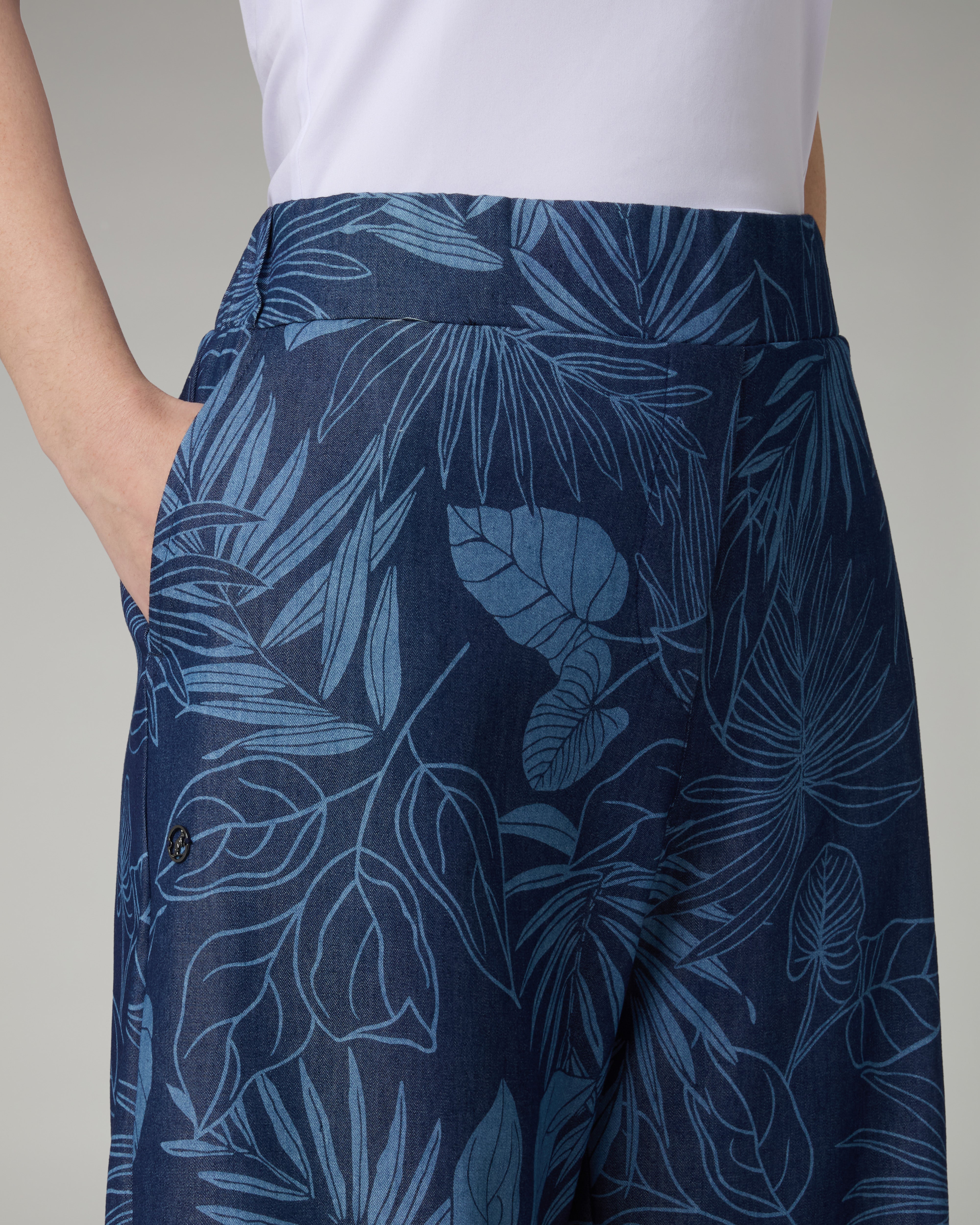australian-urban-foliage-trousers-pantalone-chambray-eclipse-blue image 4