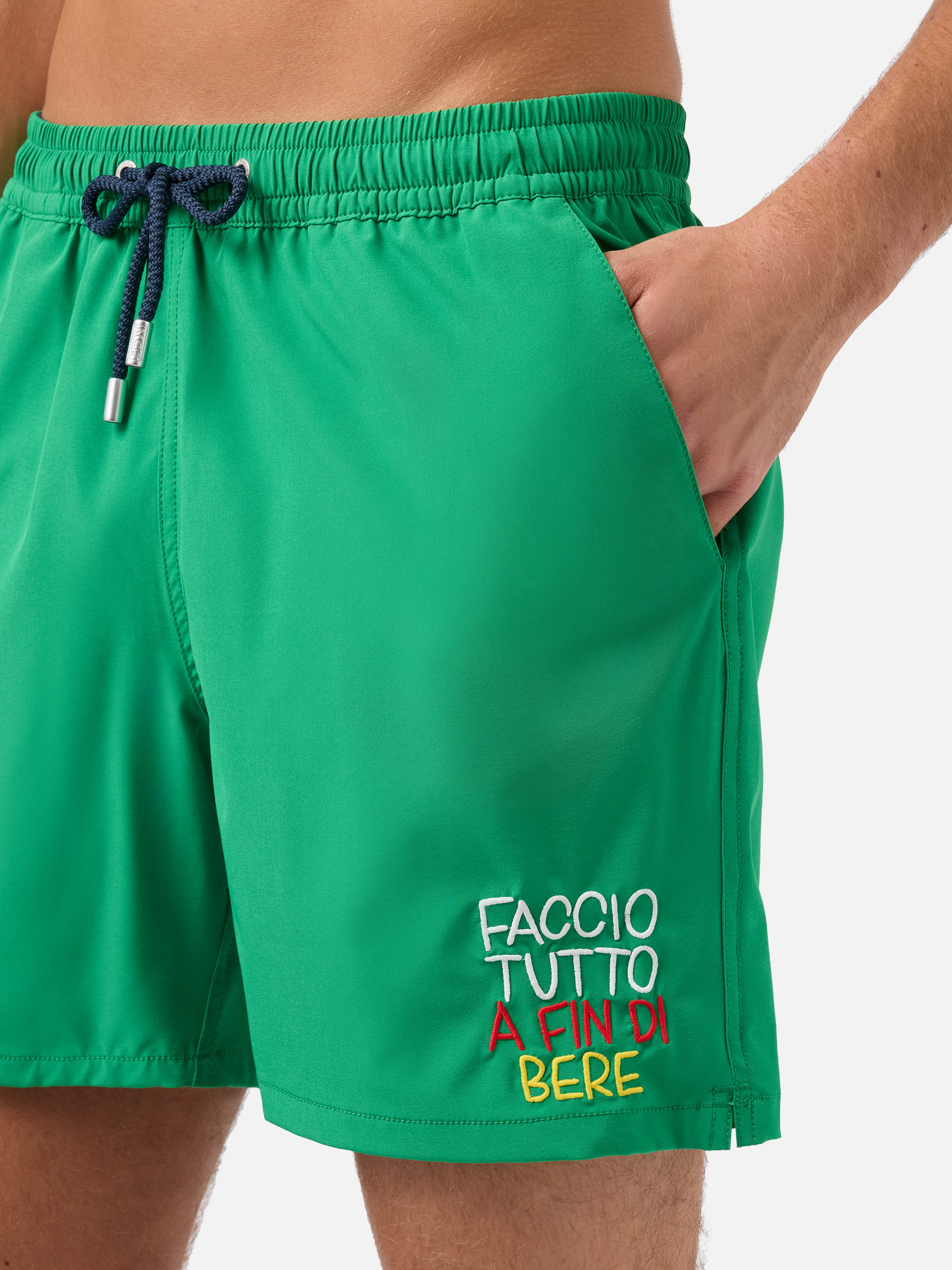 mc2-saint-barth-shorts-mare-comfort-uomo-verde-faccio-tutto-a-fin-di-bere-specia image 4