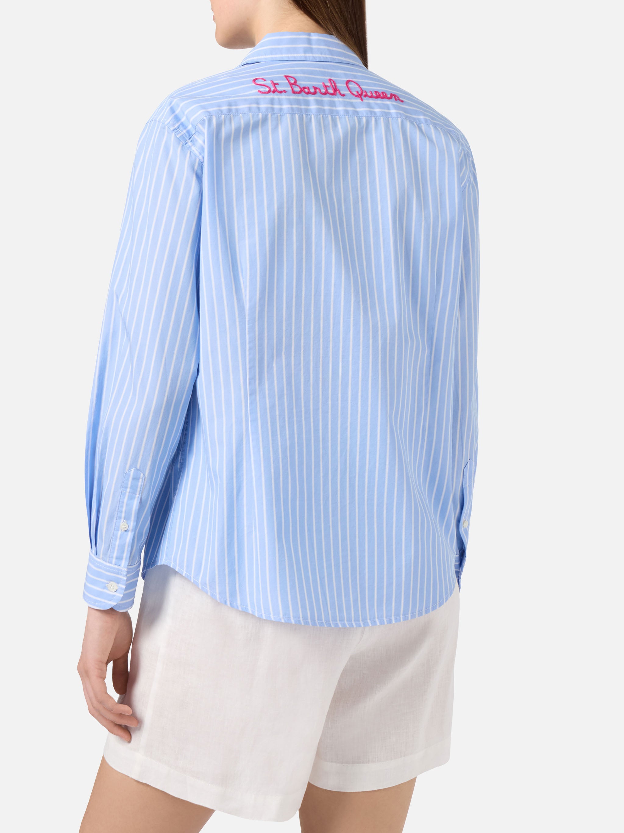 mc2-saint-barth-meredith-camicia-da-donna-in-cotone-popeline-a-righe-azzurre-con image 4