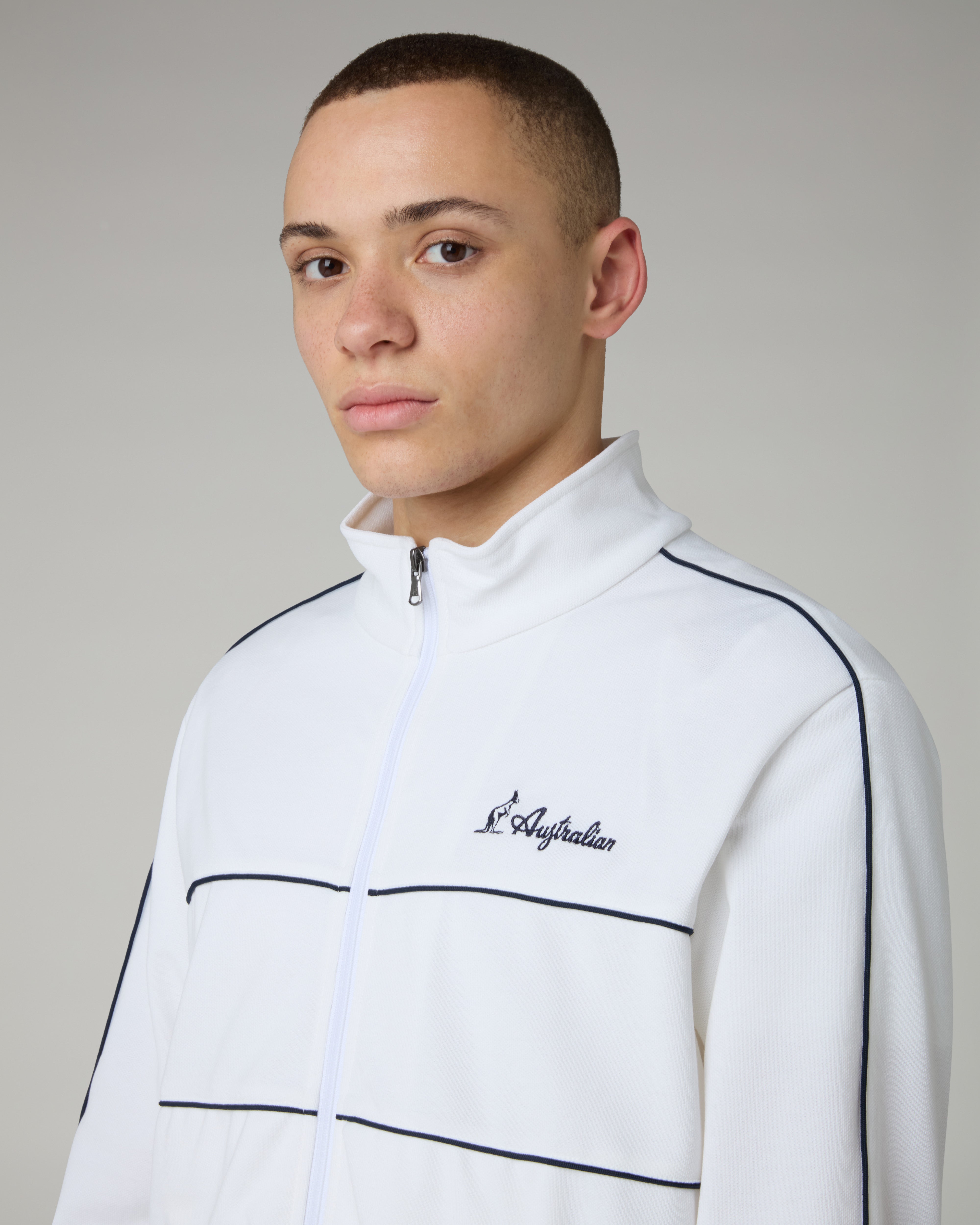 australian-mycon-tuta-piquet-bianca-giacca-pantalone image 4