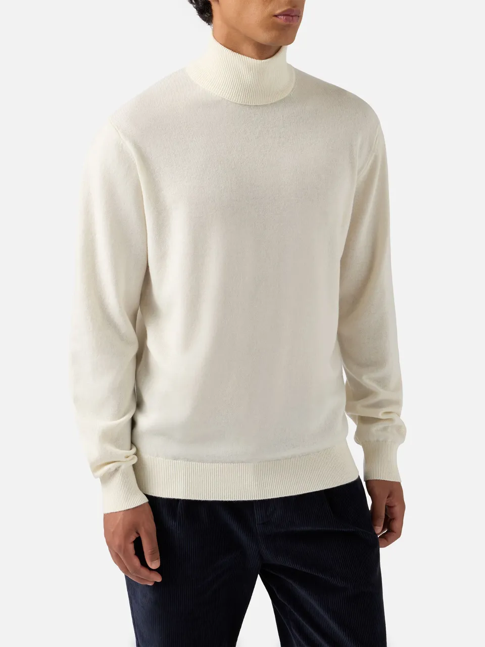 mc2-saint-barth-bond-dolcevita-in-lana-merino-e-cashmere-bianco image 1