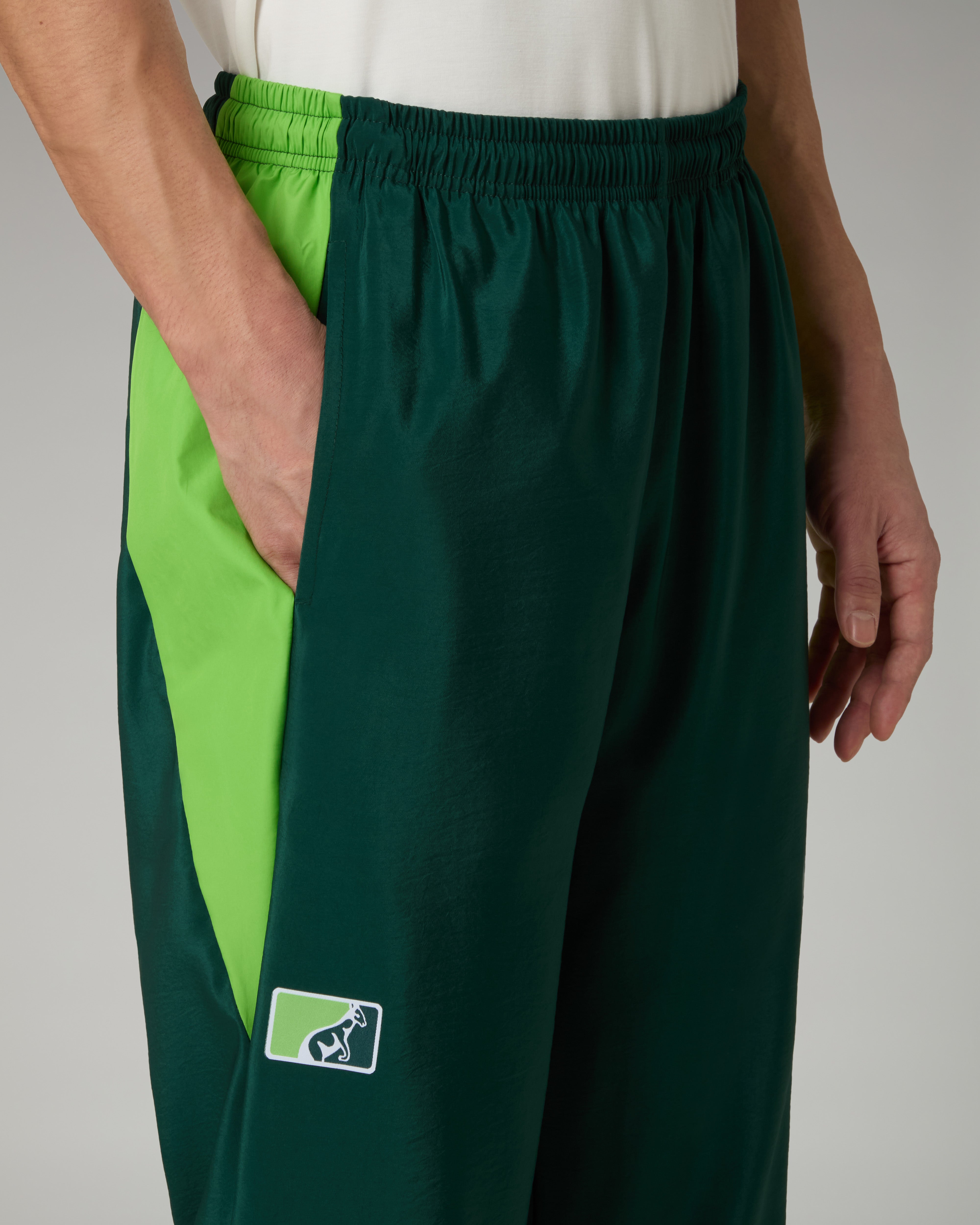 australian-poison-track-pant-pantalone-foderato-league image 4