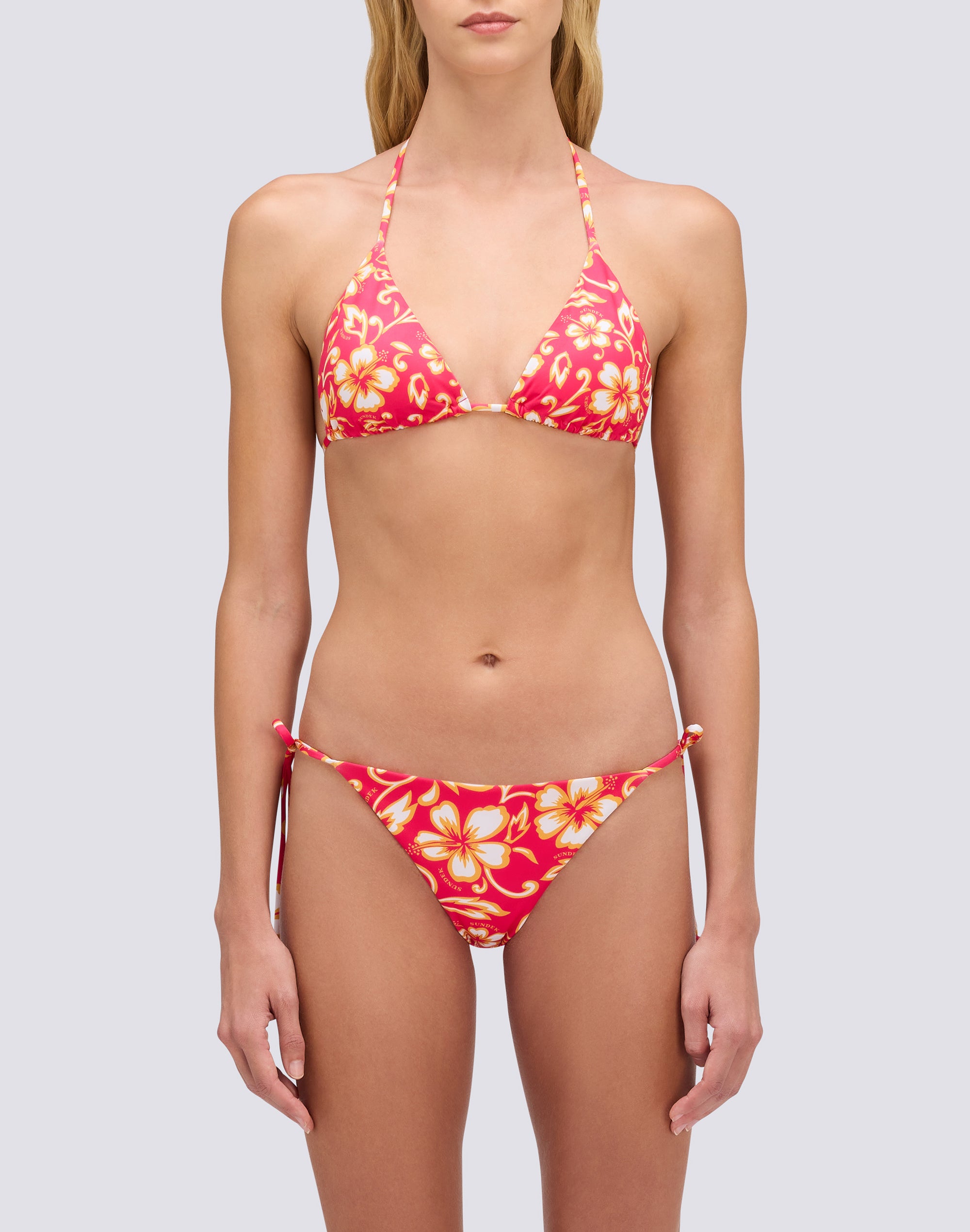 sundek-anita-w206kbl3623-slip-bikini-con-fianchi-regolabili-stampa-sk23-floreale image 2