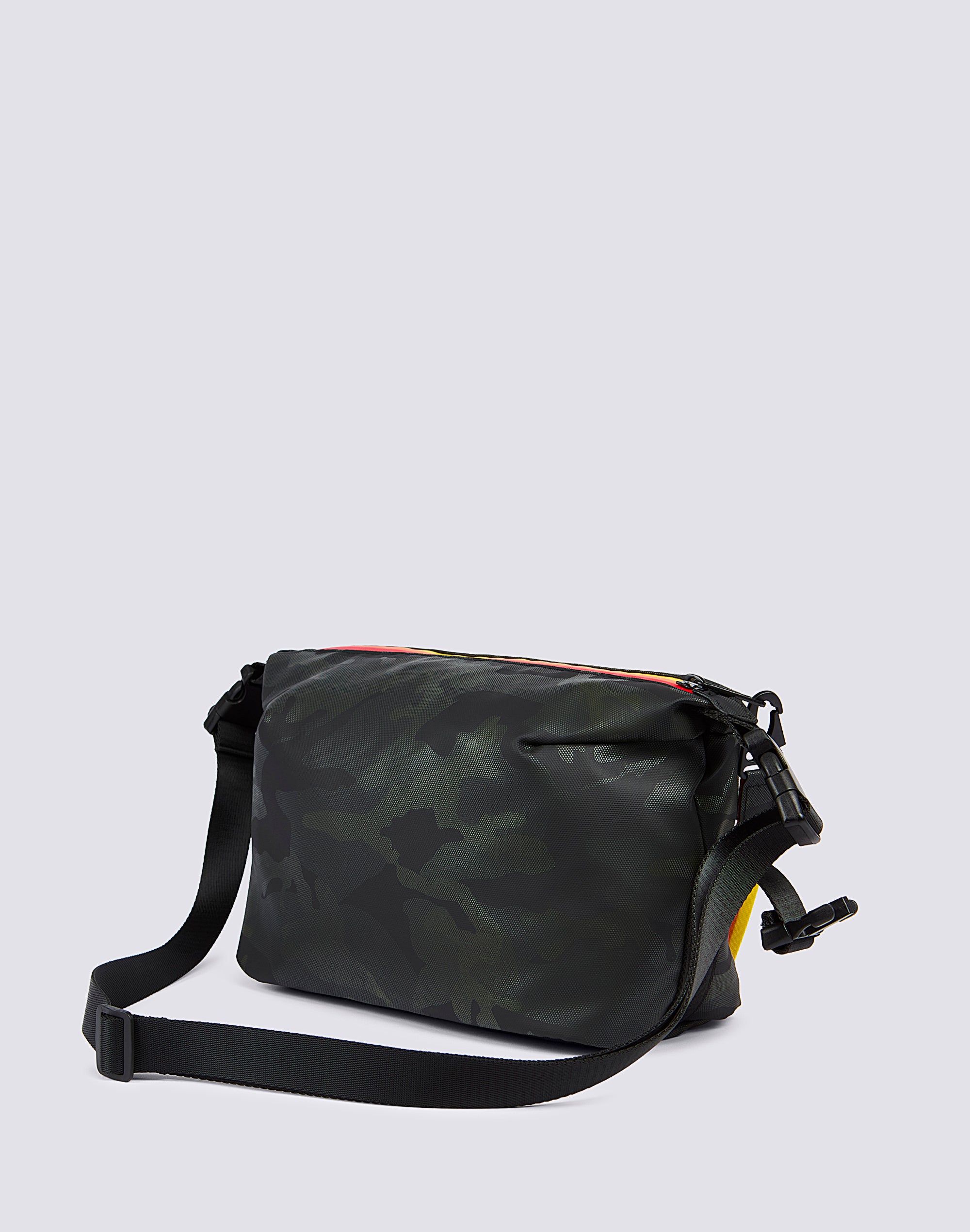 sundek-beauty-case-camou-jacquard-con-zip-rainbow-e-tracolla image 2