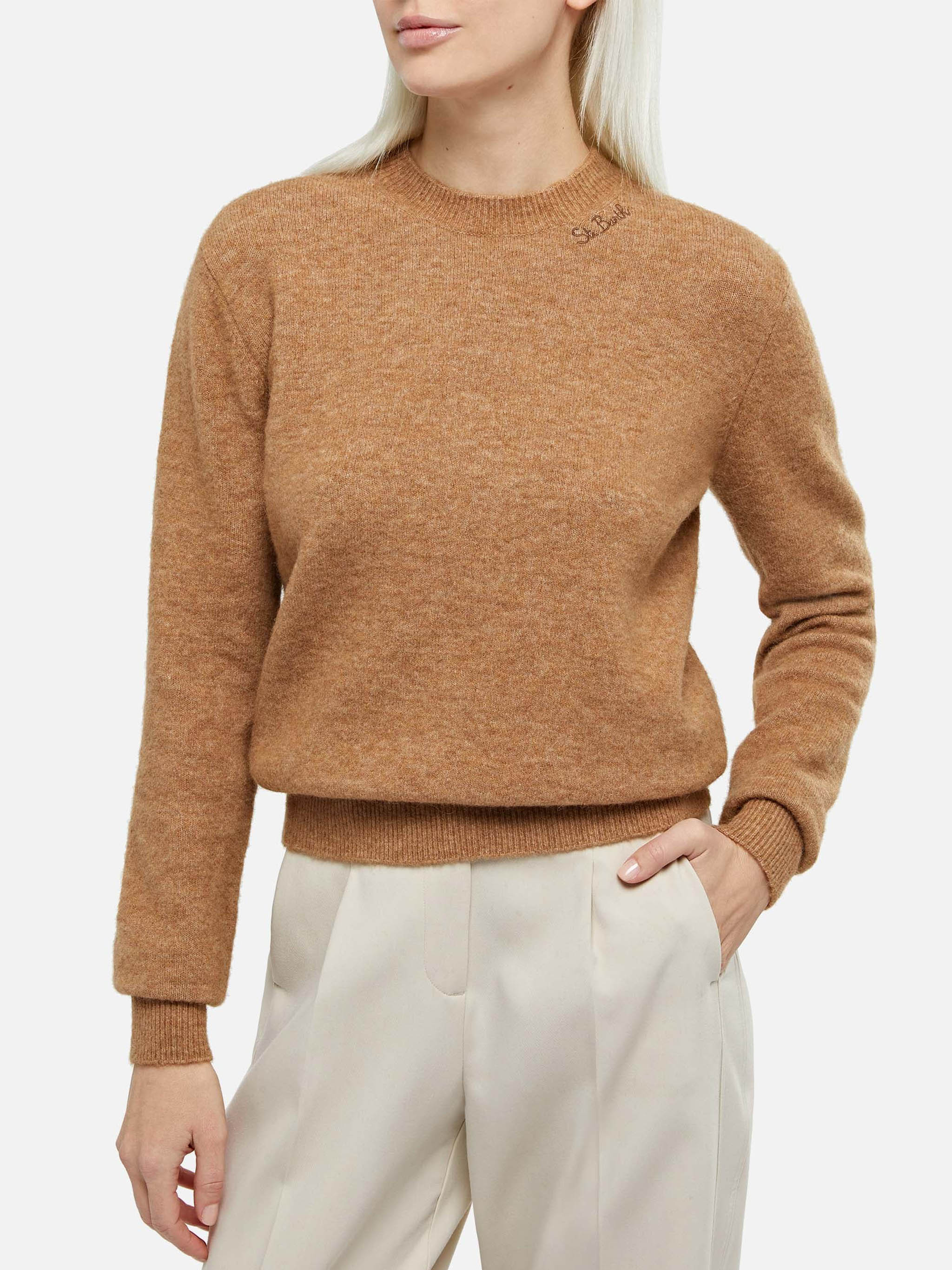 maglia-mc2-saint-barth-sorbonne-da-donna-in-filato-stretch-cammello-girocollo-co image 1