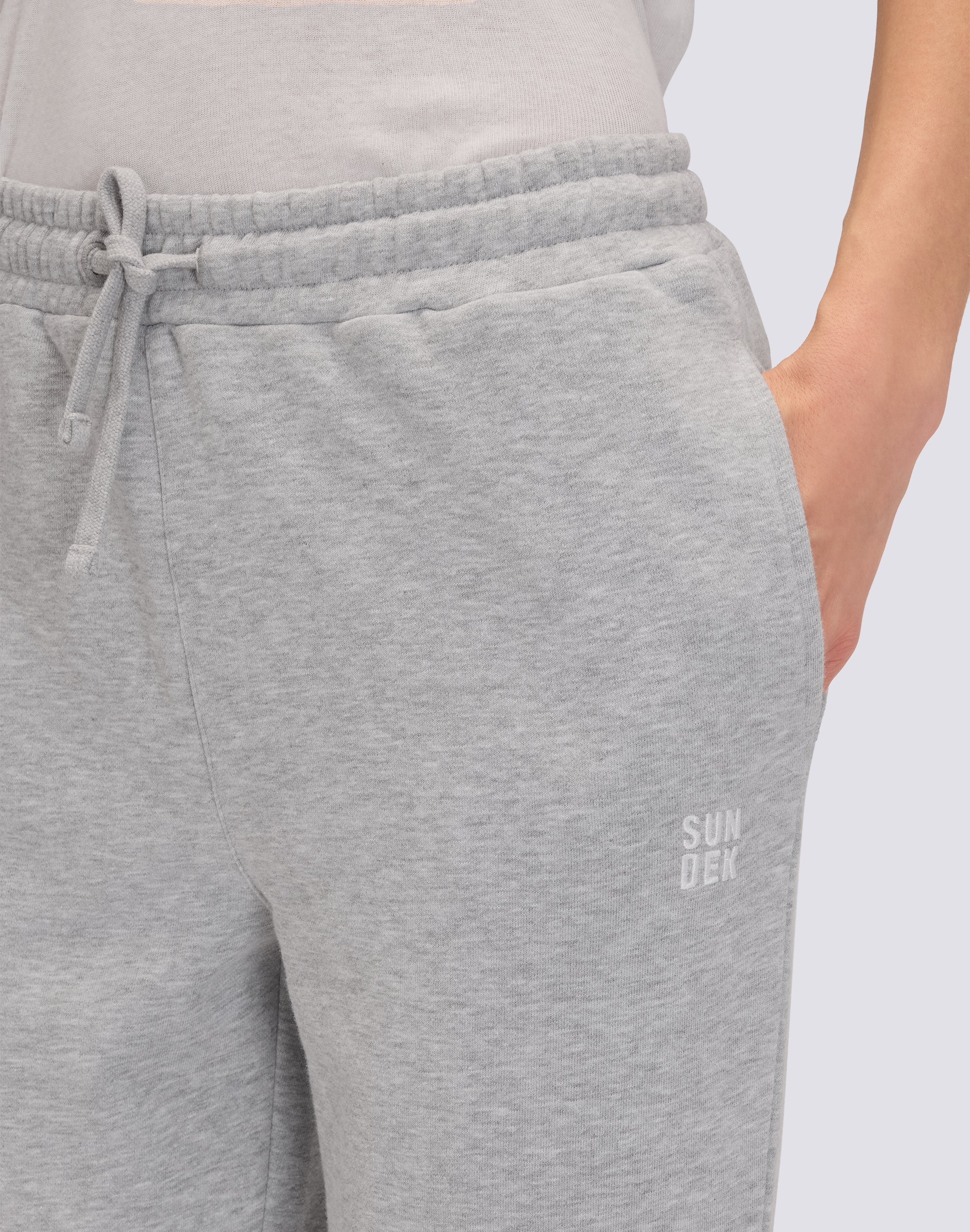 sundek-pantaloni-tuta-donna-in-morbido-cotone-vestibilit-rilassata image 3