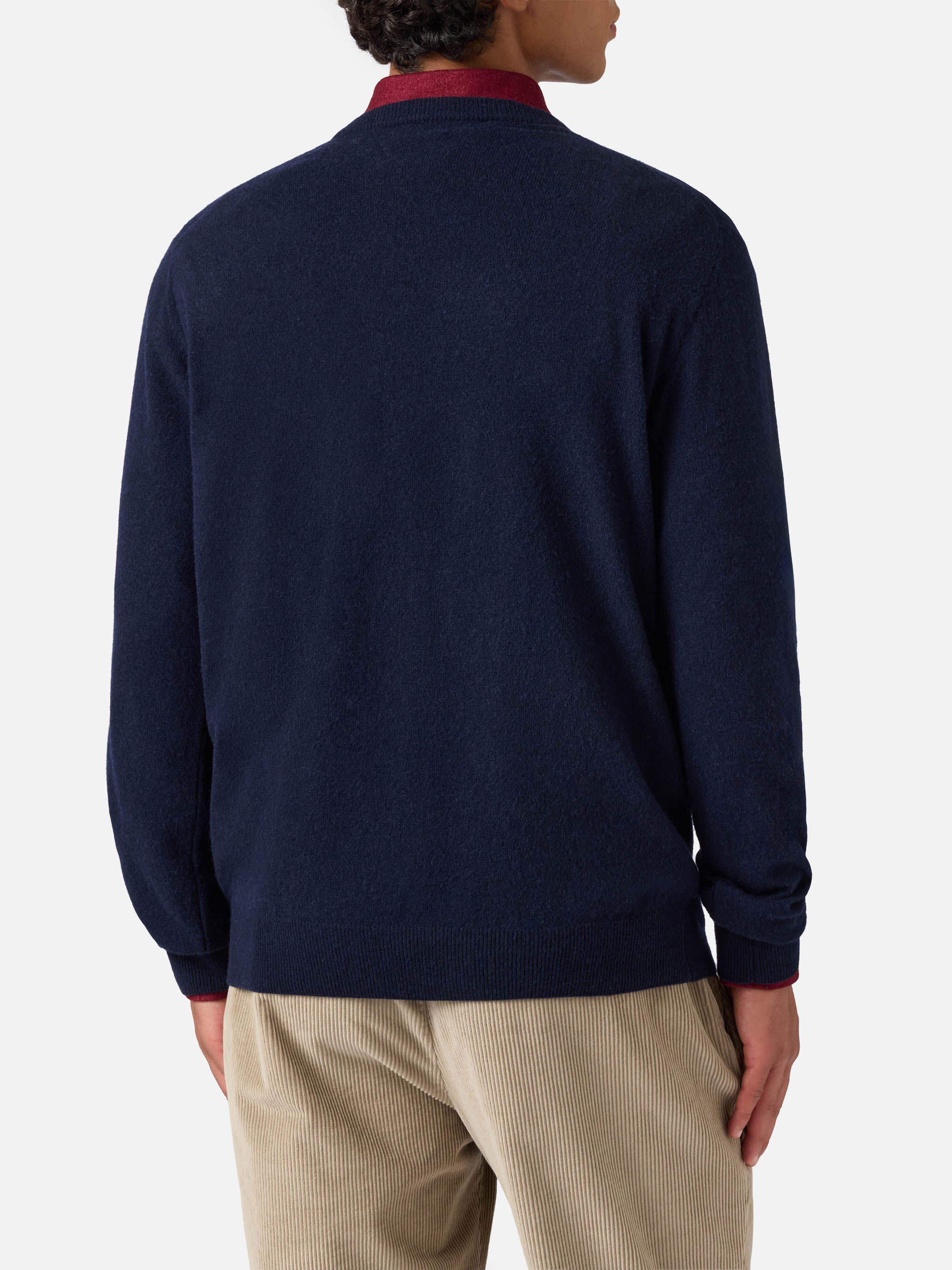 mc2-saint-barth-maglione-girocollo-heron-light-in-misto-cashmere-con-ricamo-yupp image 3