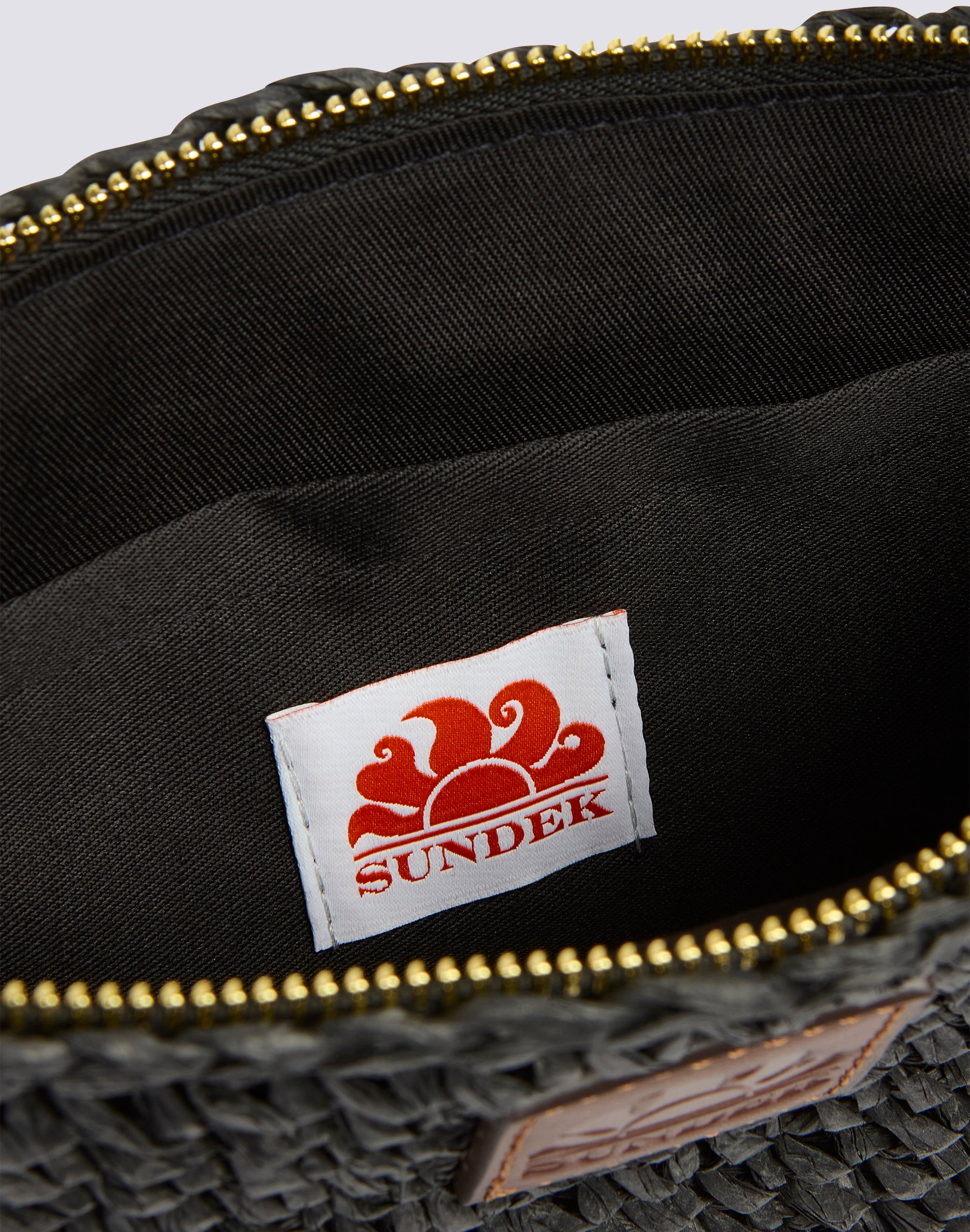 sundek-clutch-pochette-mare-impermeabile-con-moschettone-2 image 4