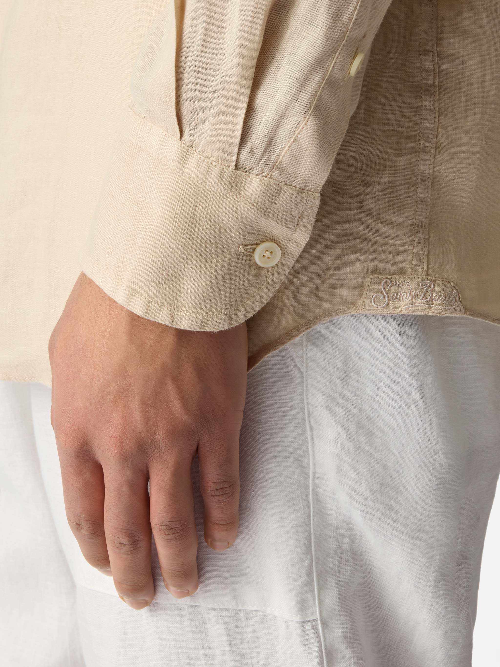 mc2-saint-barth-camicia-raphael-beige-in-lino-con-tintura-minerale image 2