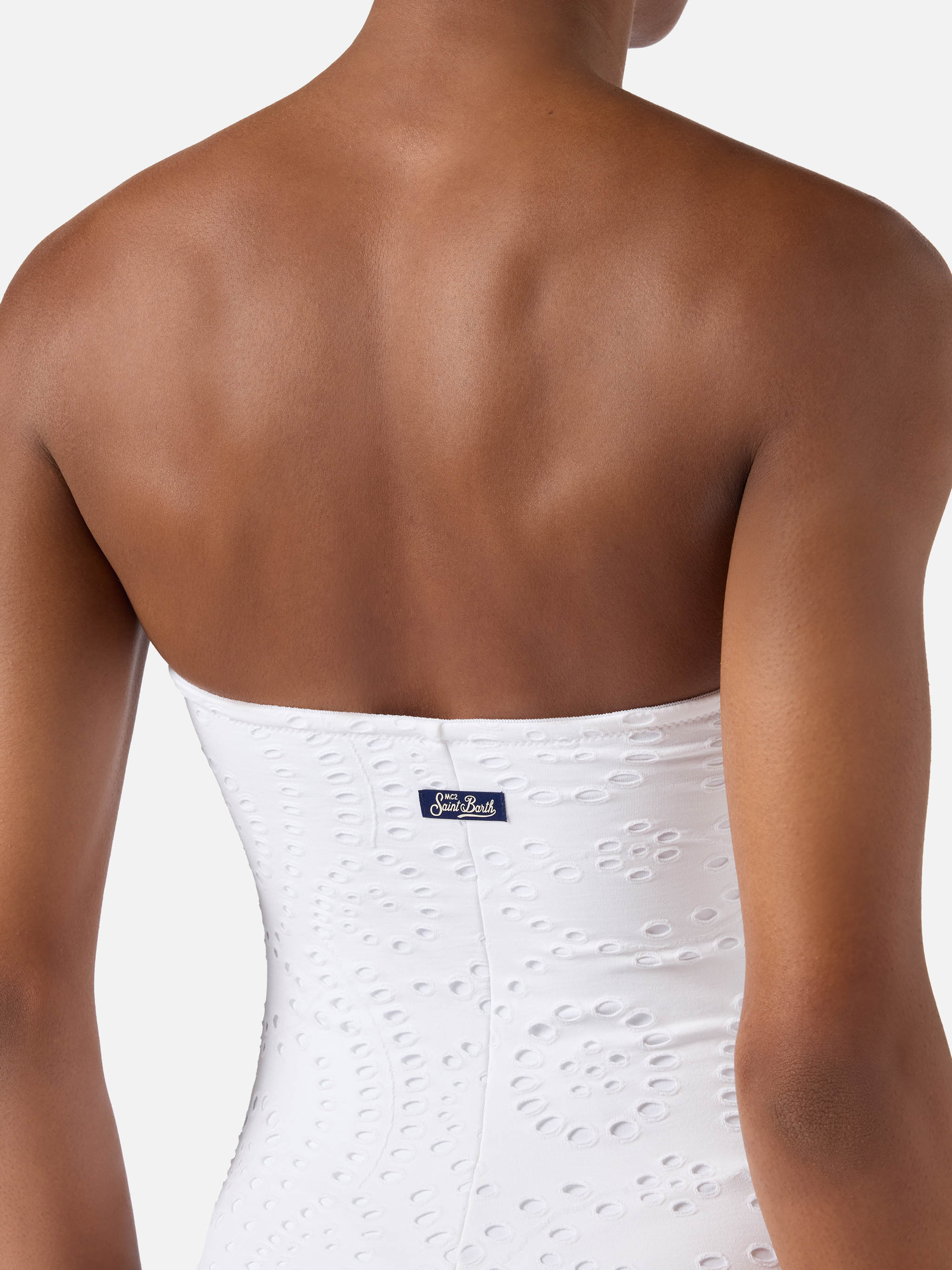 mc2-saint-barth-costume-intero-khyra-in-sangallo-bianco-a-fascia-ricamo-floreale image 3