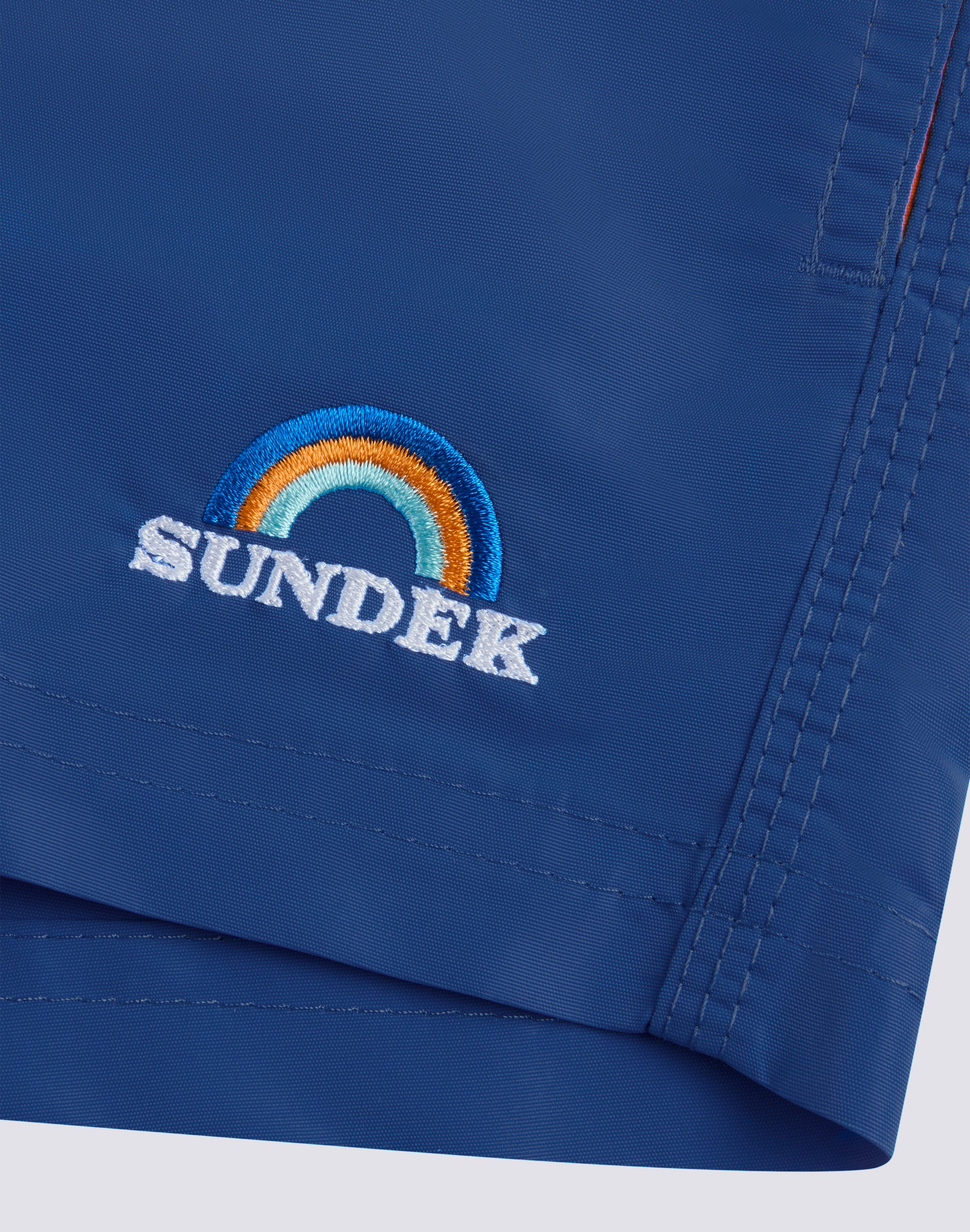 sundek-iconic-costume-corto-bambino-taffeta-con-arcobaleno-ricamato image 4