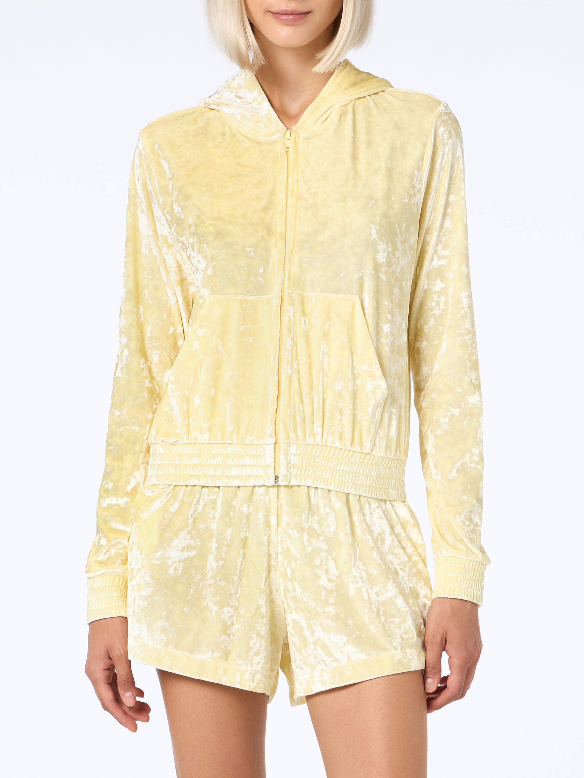 mc2-saint-barth-felpa-donna-jasmine-con-zip-in-tessuto-effetto-spugna-giallo-chi image 2