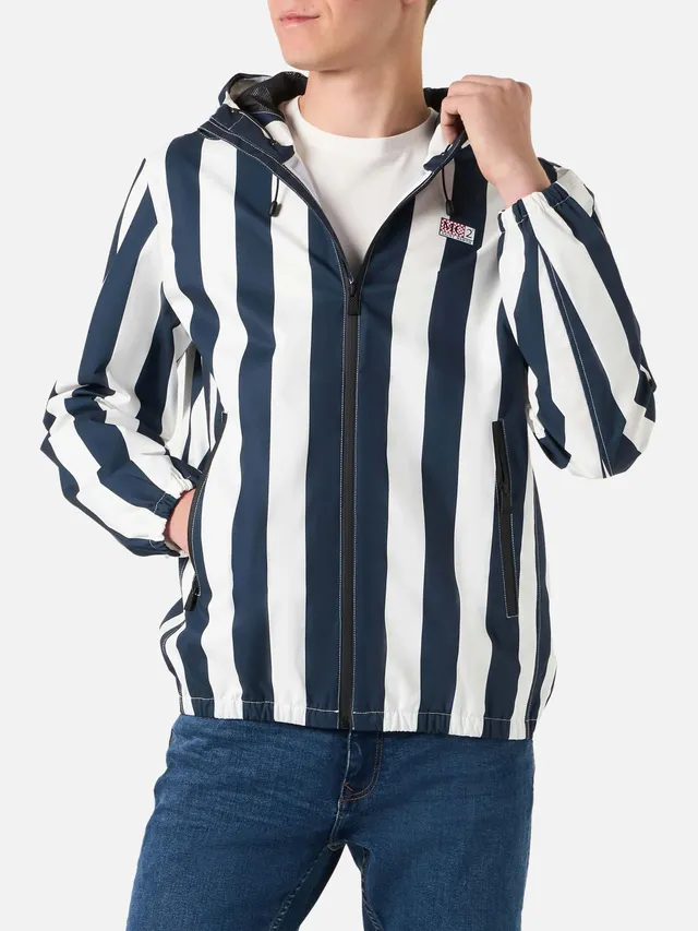 mc2-saint-barth-giacca-antivento-kauris-uomo-a-righe-bianche-e-blu image 1