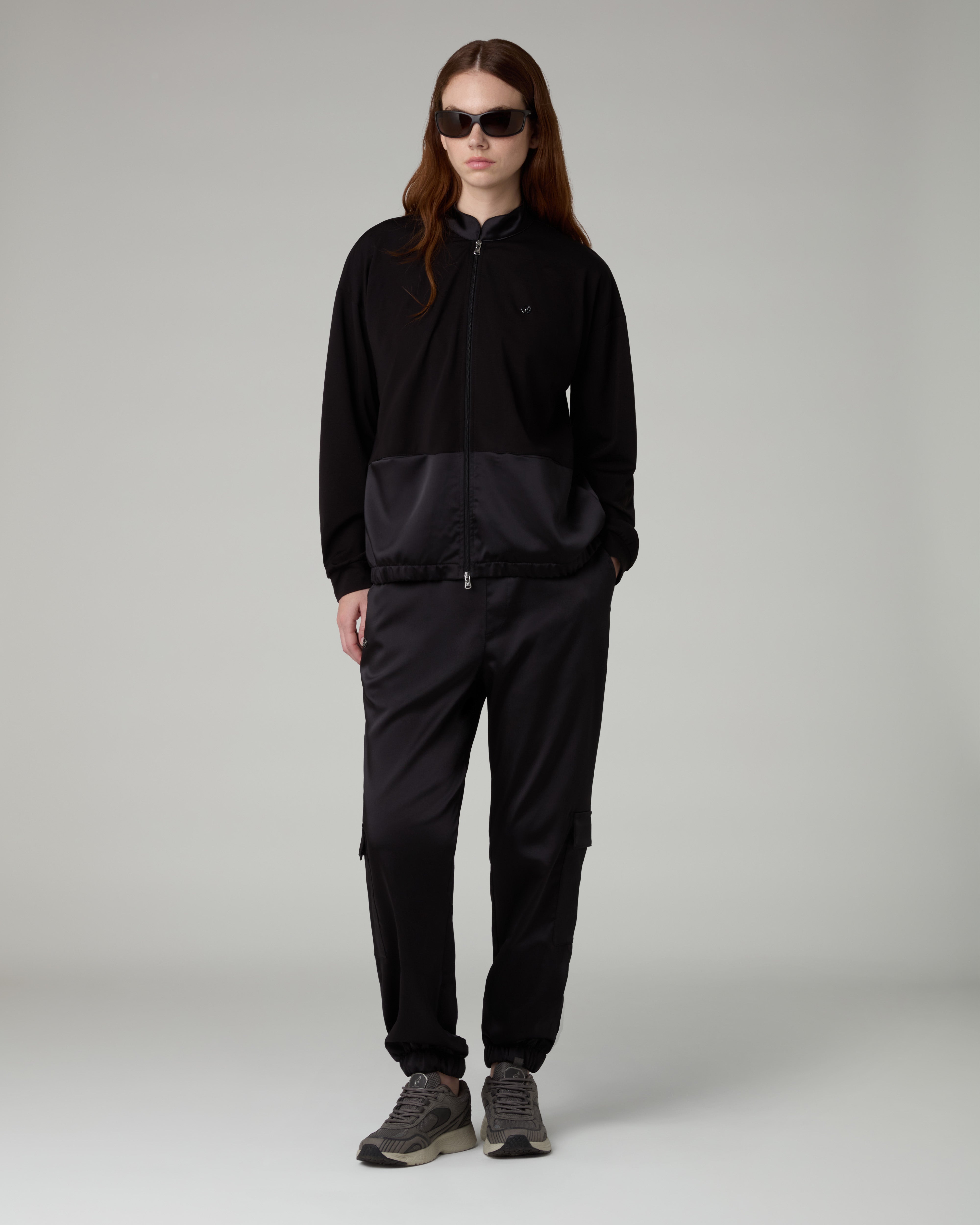 australian-glam-satin-pants-nero-pantalone-cargo-jogger-elasticizzato image 2