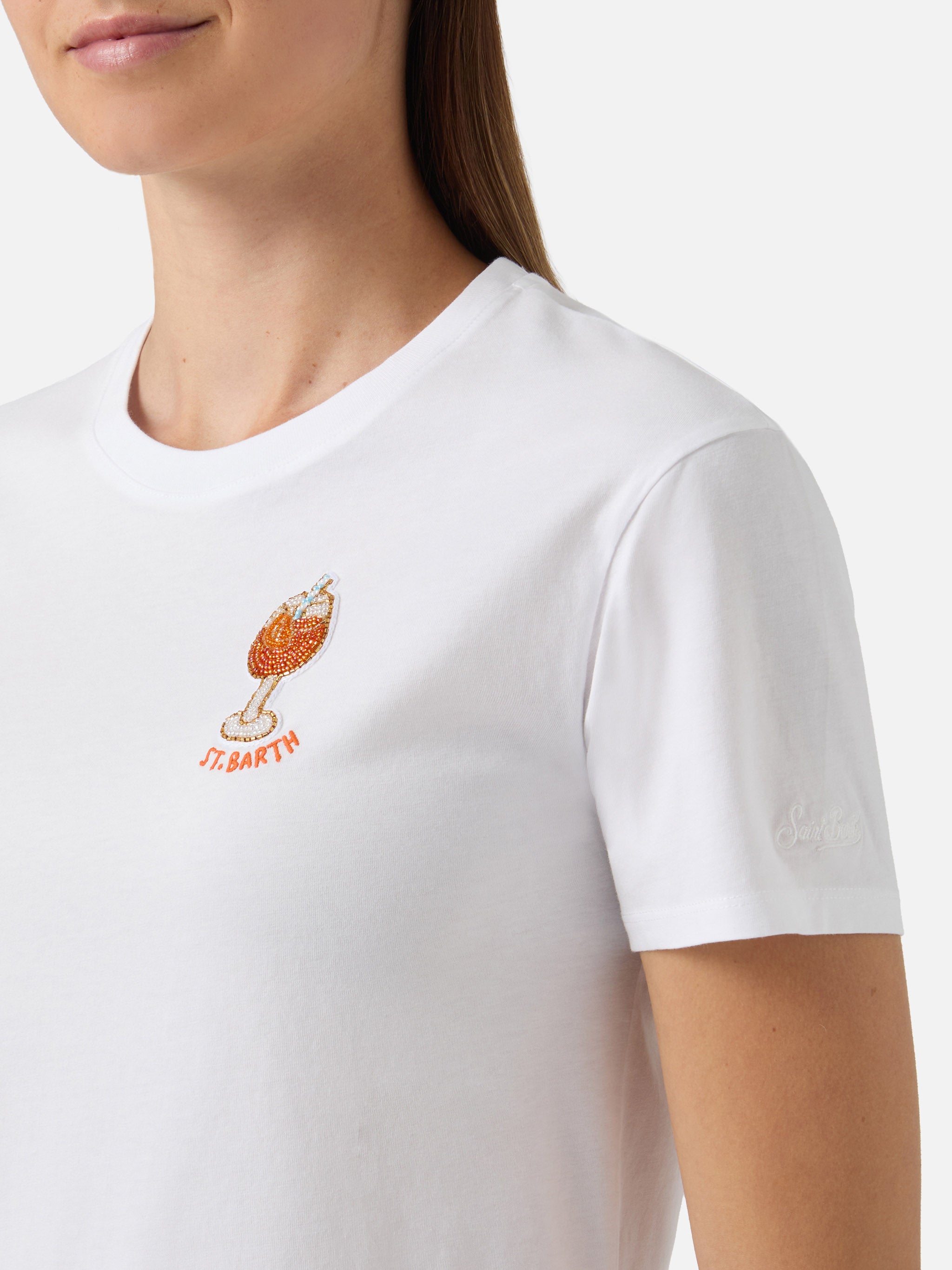 mc2-saint-barth-t-shirt-emilie-donna-in-cotone-bianco-con-ricamo-cocktail-perlin image 1