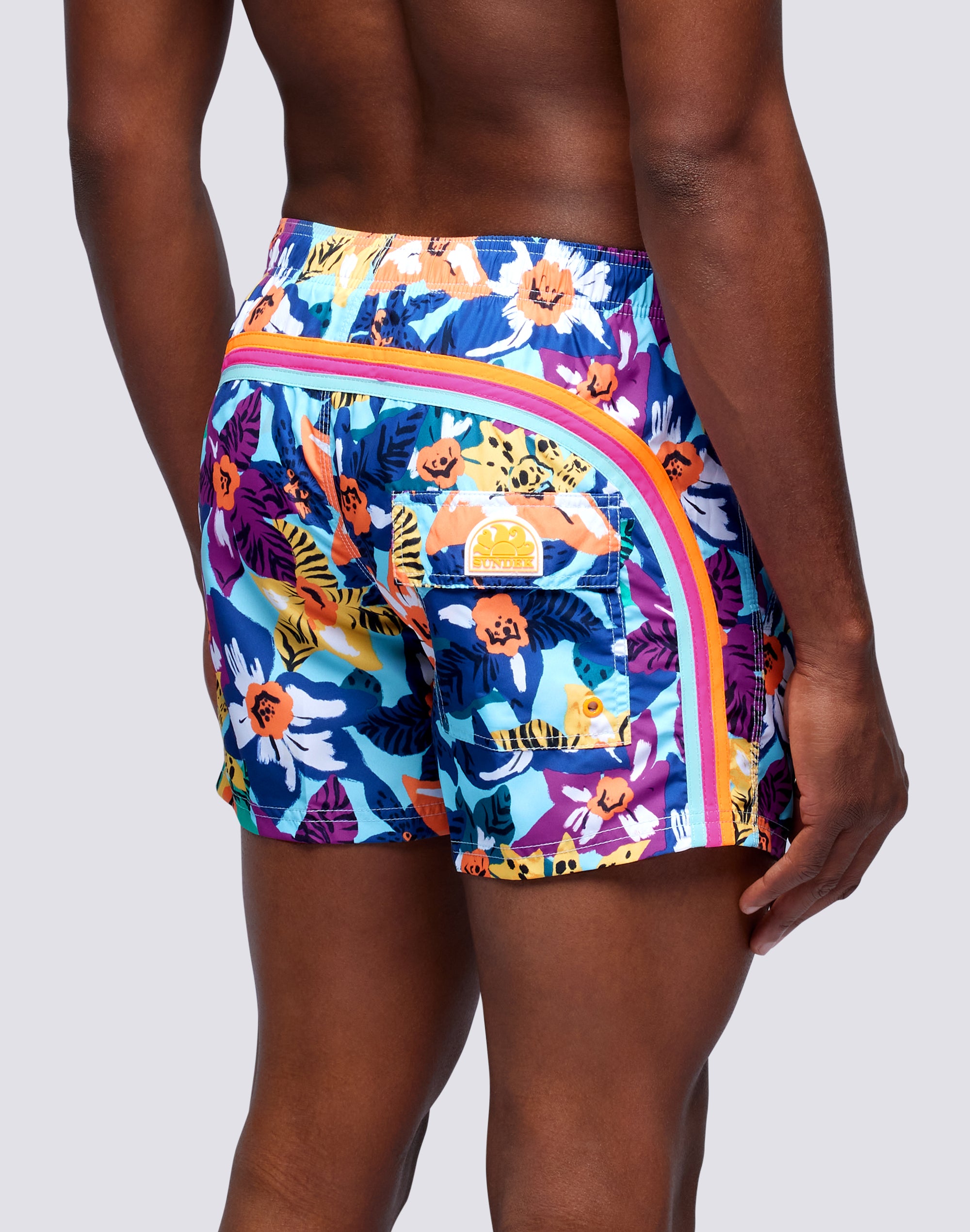 sundek-costume-da-bagno-uomo-corto-nabis-bloom-in-repreve image 1