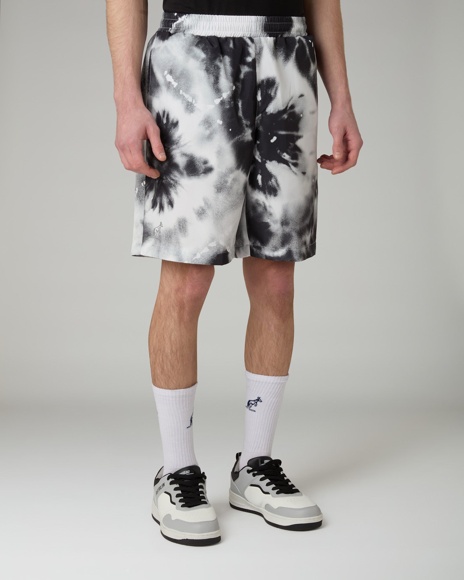 australian-rorschach-print-short-short-smash-nero-all-over image 1