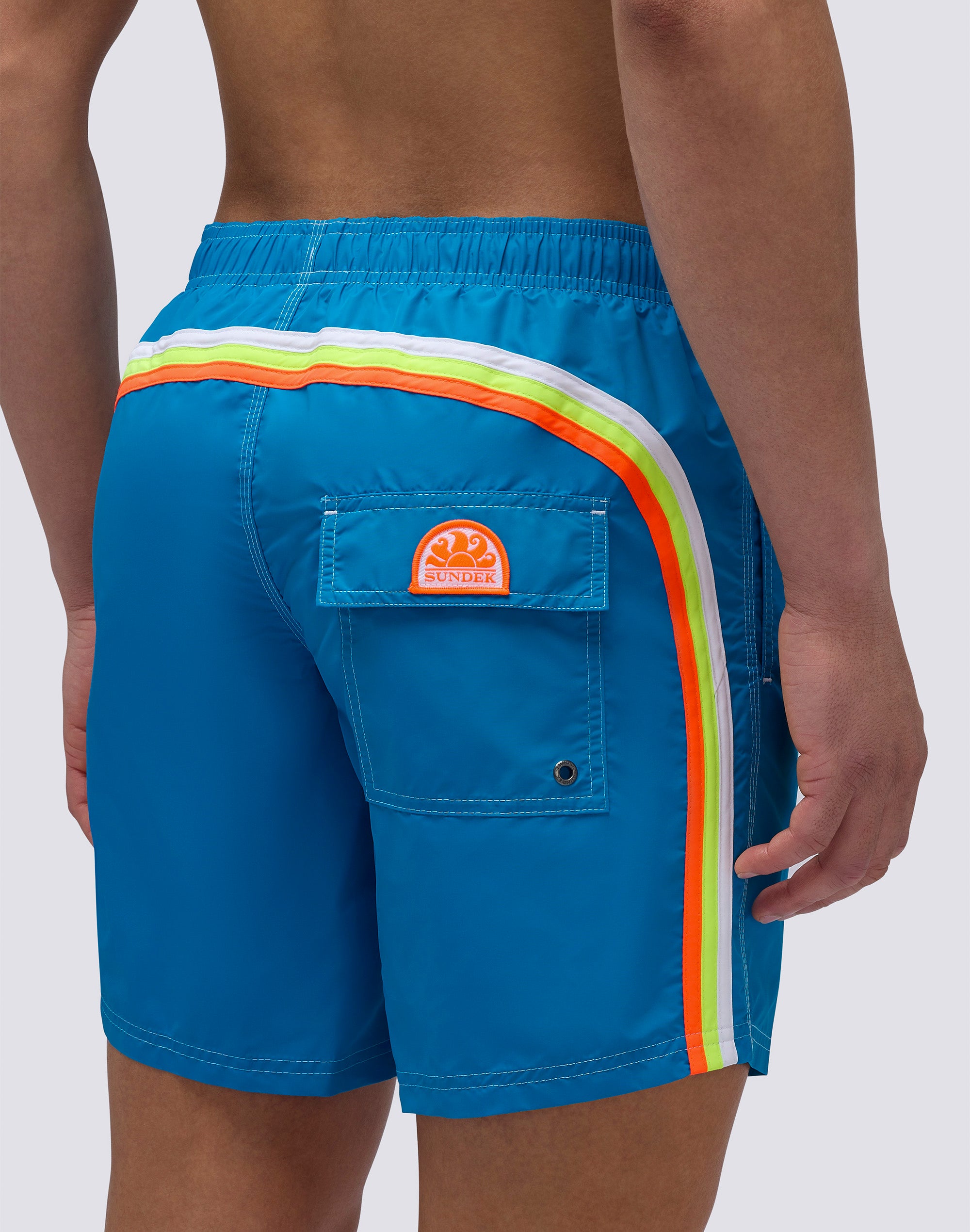 sundek-iconic-taffeta-boardshort-uomo-media-lunghezza-vita-elasticata image 3