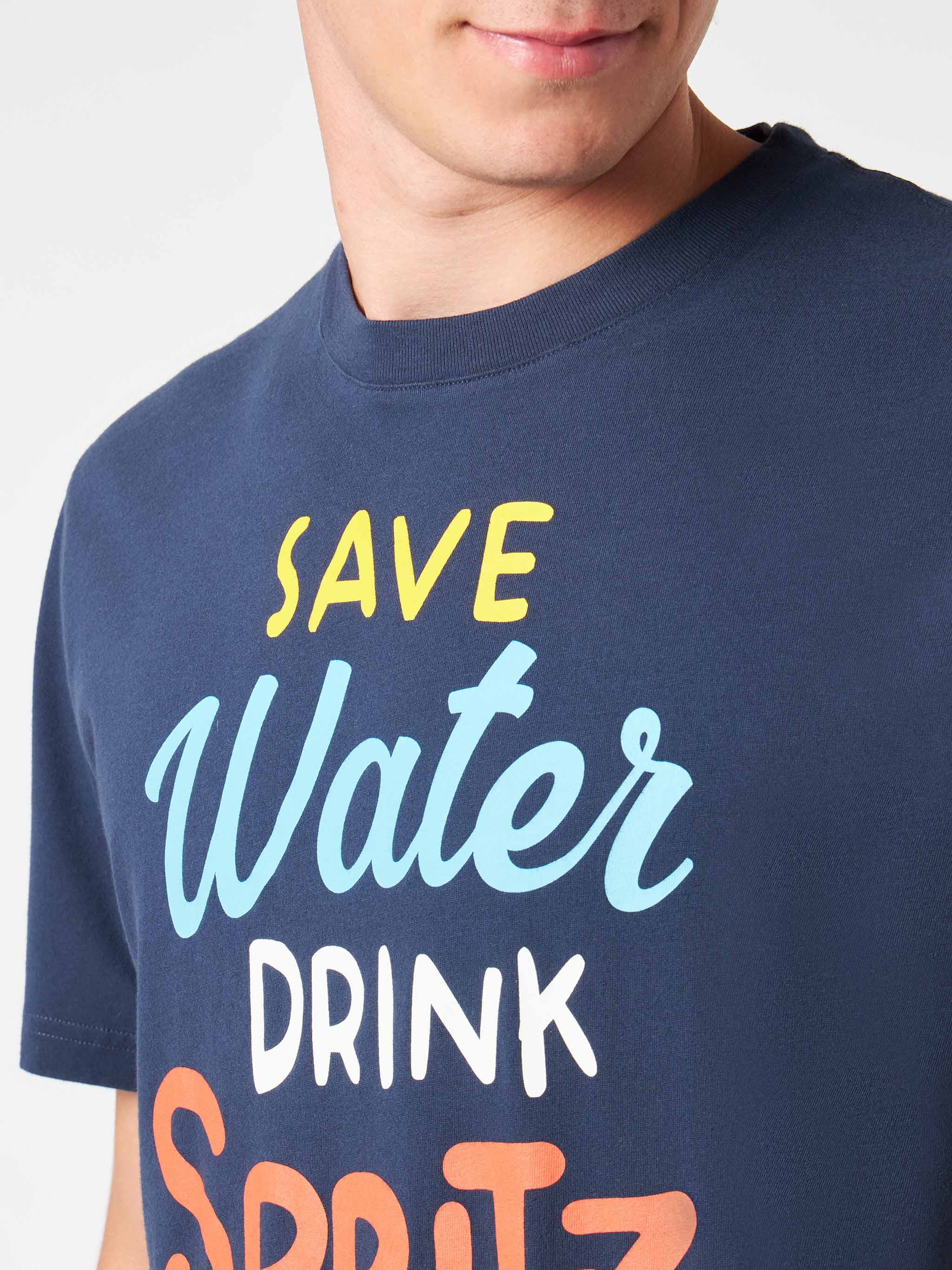mc2-saint-barth-t-shirt-arnott-blu-con-stampa-save-water-drink-spritz image 2