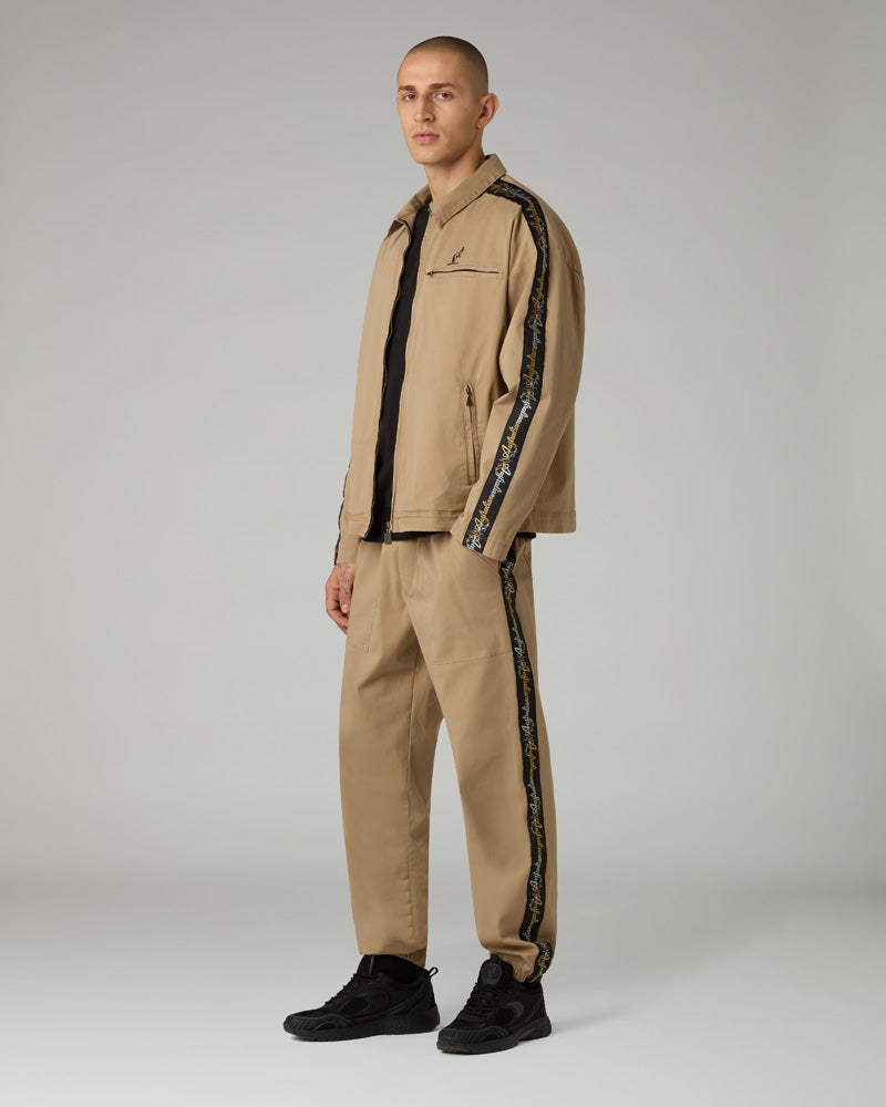 australian-mirage-lux-track-pant-caramello-pantalone-cotton-twill-con-banda-lux image 2