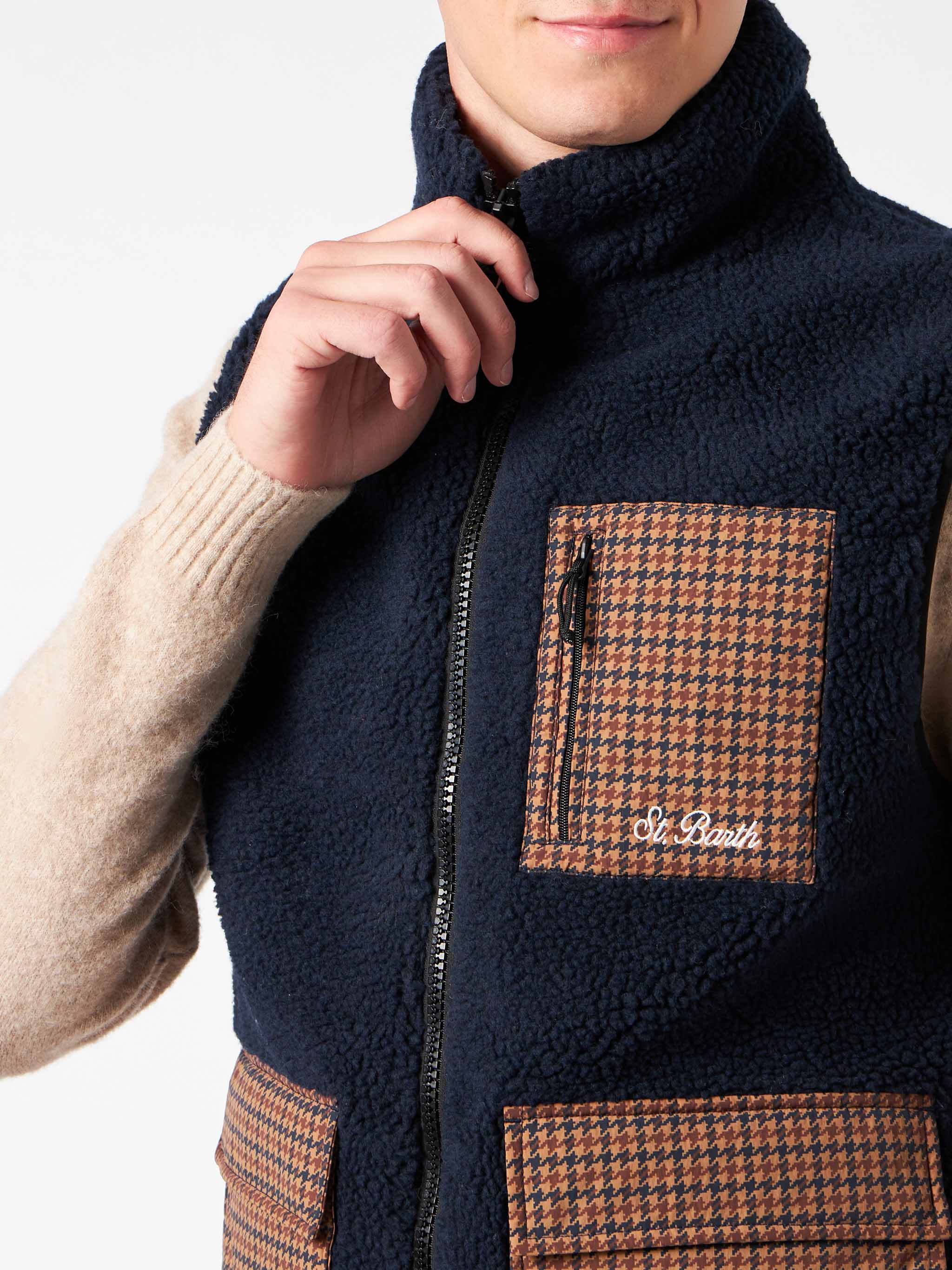 mc2-saint-barth-wanaka-gilet-uomo-sherpa-blu-tasche-check image 2