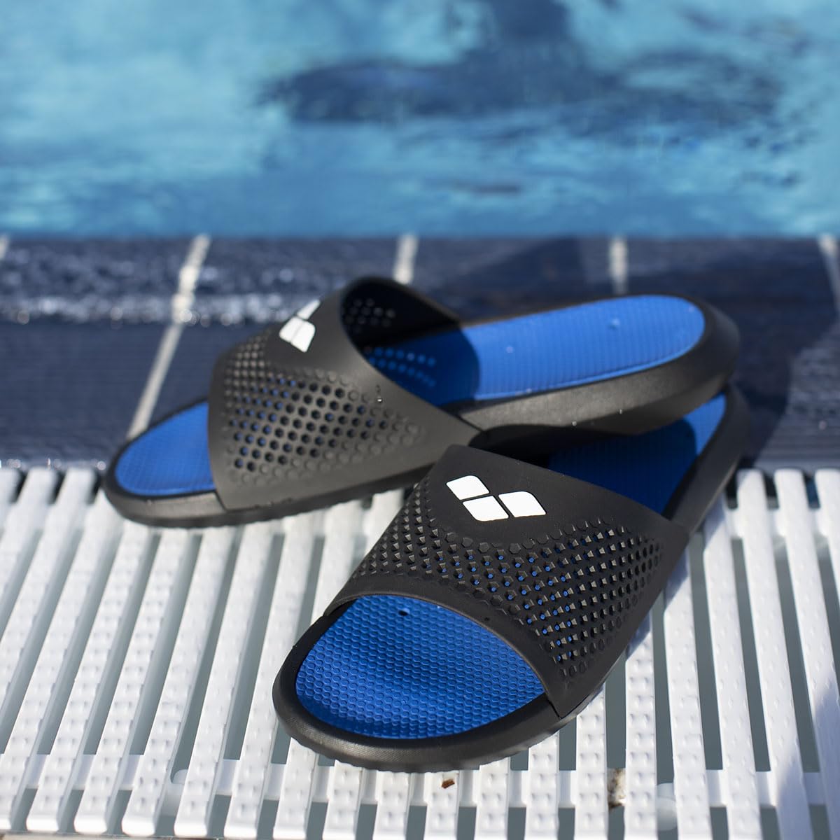 arena-bruno-ciabatte-piscina-unisex-con-drenaggio image 3