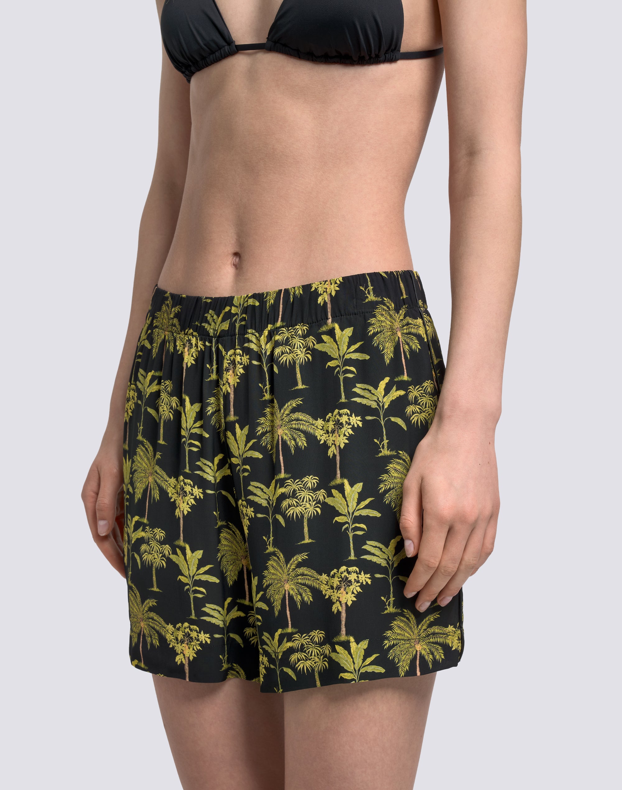 sundek-shorts-donna-a-vita-elasticata-fantasia-botanic-in-viscosa image 4