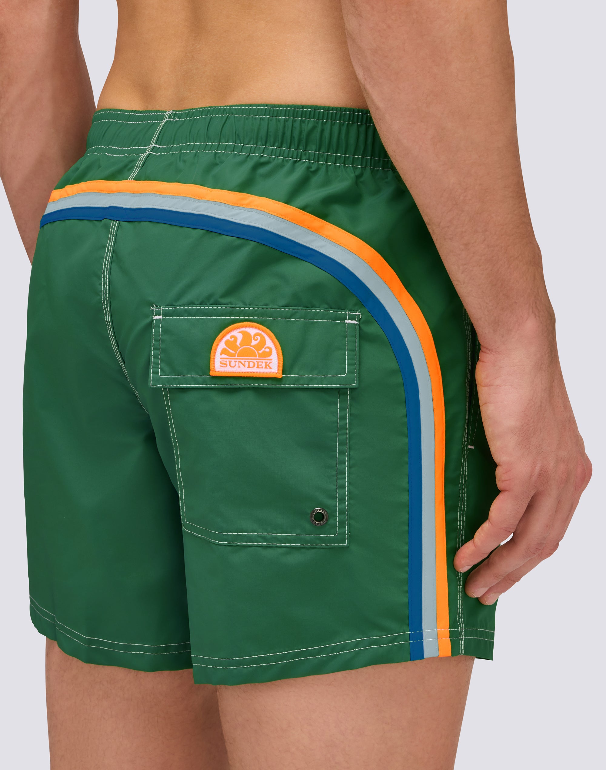sundek-m504bdta100-costume-uomo-corto-iconic-taffeta-in-nylon image 3