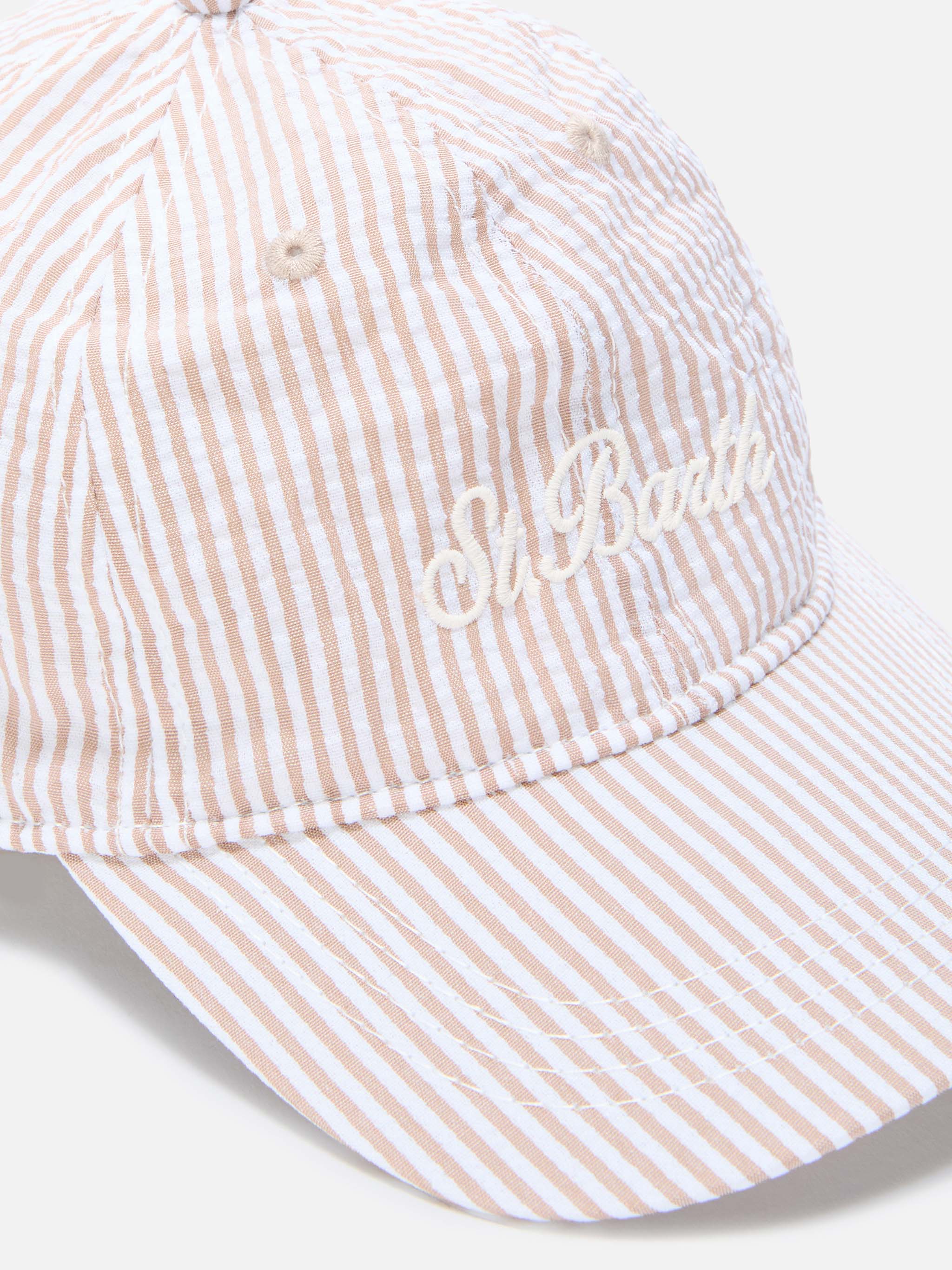 cappellino-baseball-mc2-saint-barth-in-cotone-seersucker-a-righe-beige-e-bianco- image 2