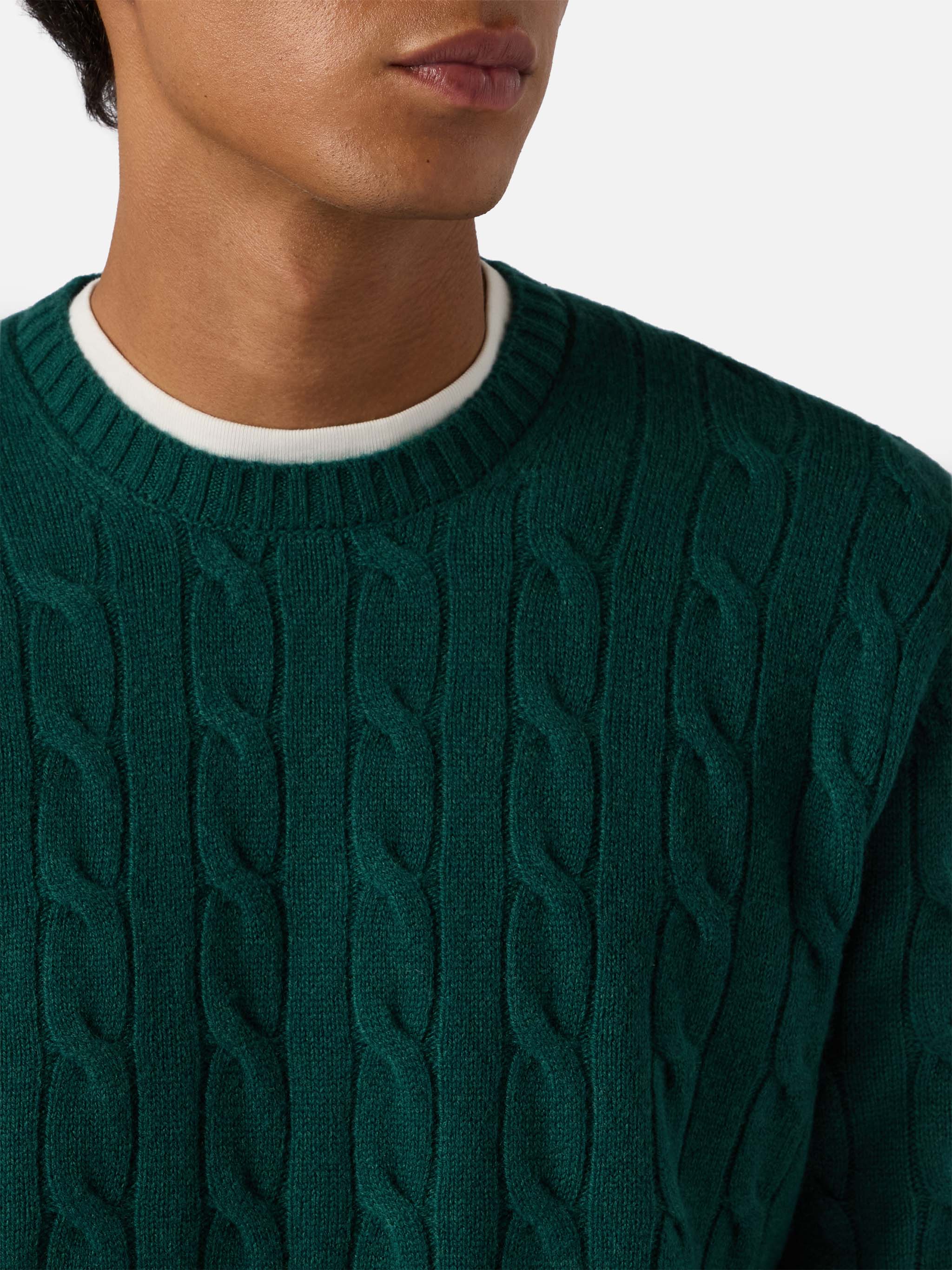 maglione-girocollo-regent-mc2-saint-barth-a-trecce-in-100-lana-verde-inglese image 2