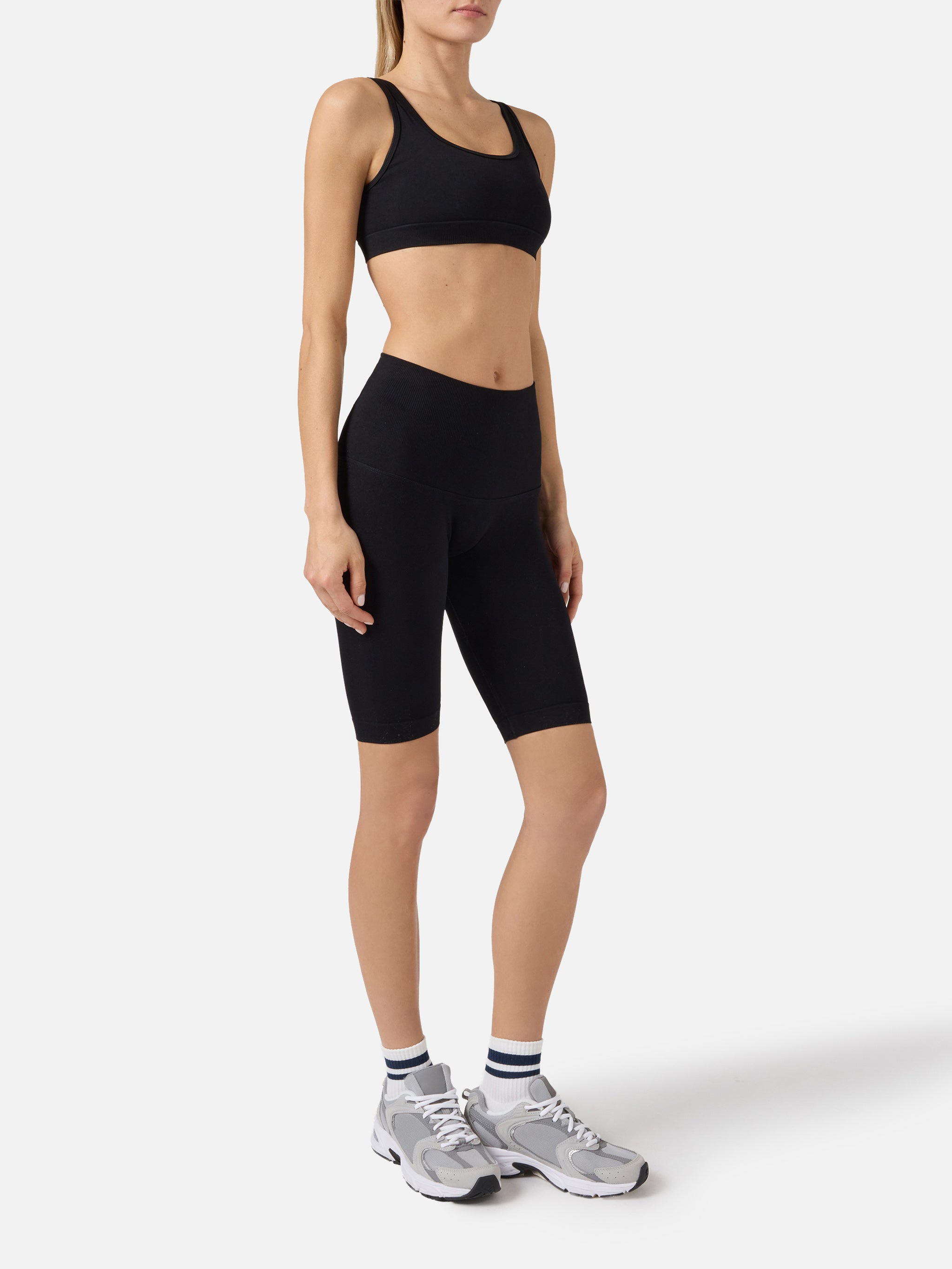 mc2-saint-barth-leggings-corti-vega-donna-in-tessuto-tecnico-nero image 3