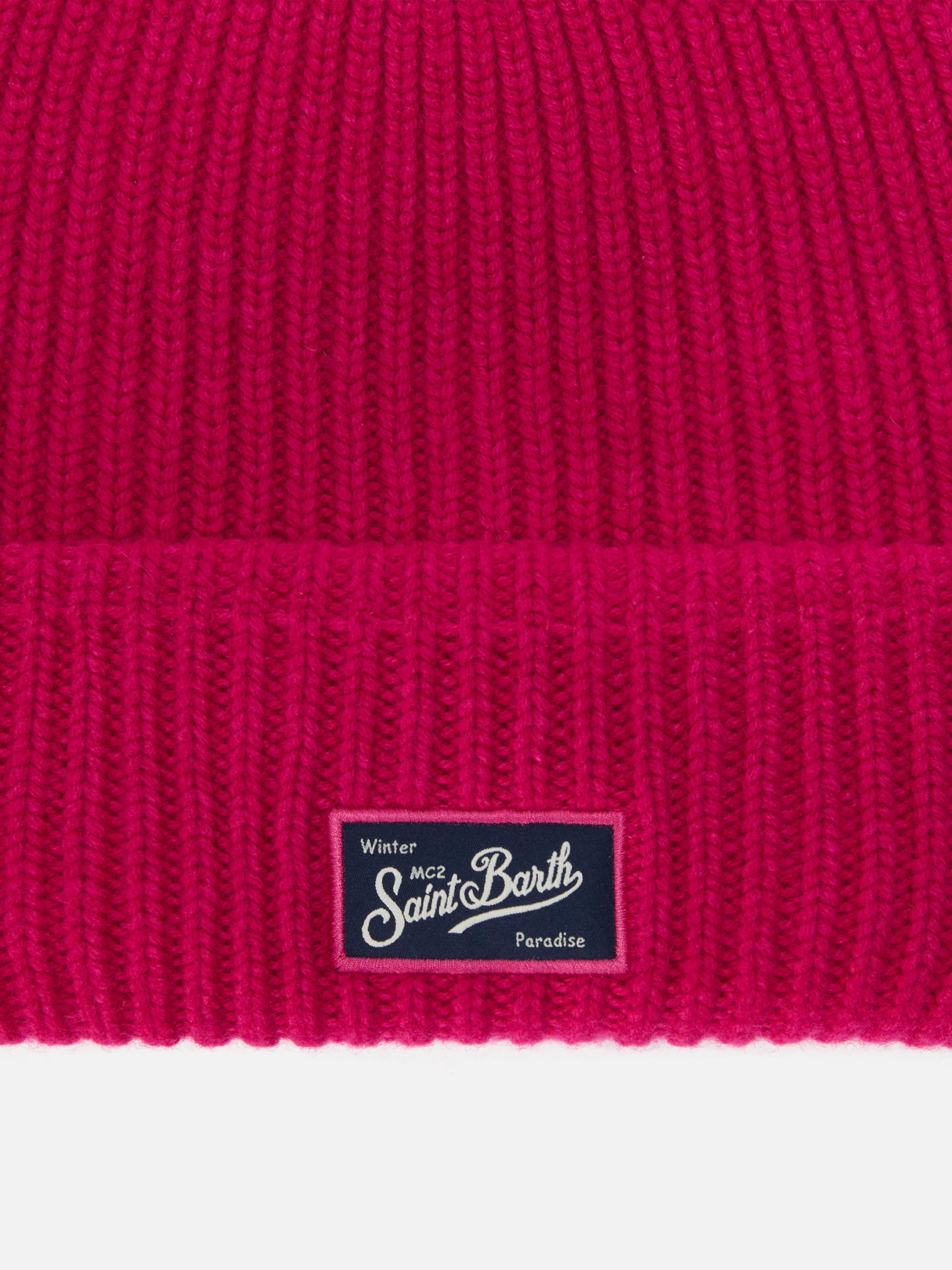 mc2-saint-barth-berretto-berry-fuchsia-a-coste-in-misto-lana-e-cashmere-con-patc image 2