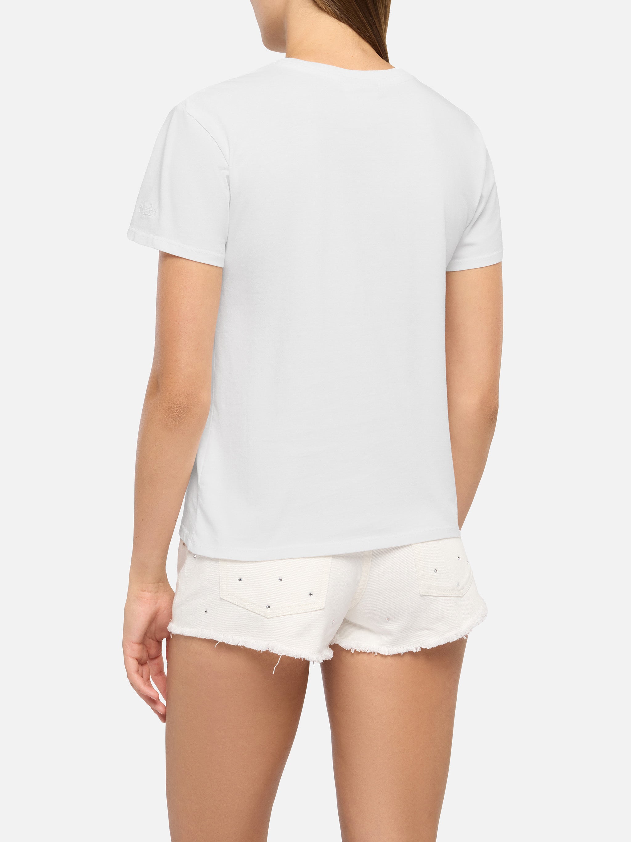 mc2-saint-barth-emilie-t-shirt-donna-cotone-bianca-ricamo-il-week-end-di-vino image 3