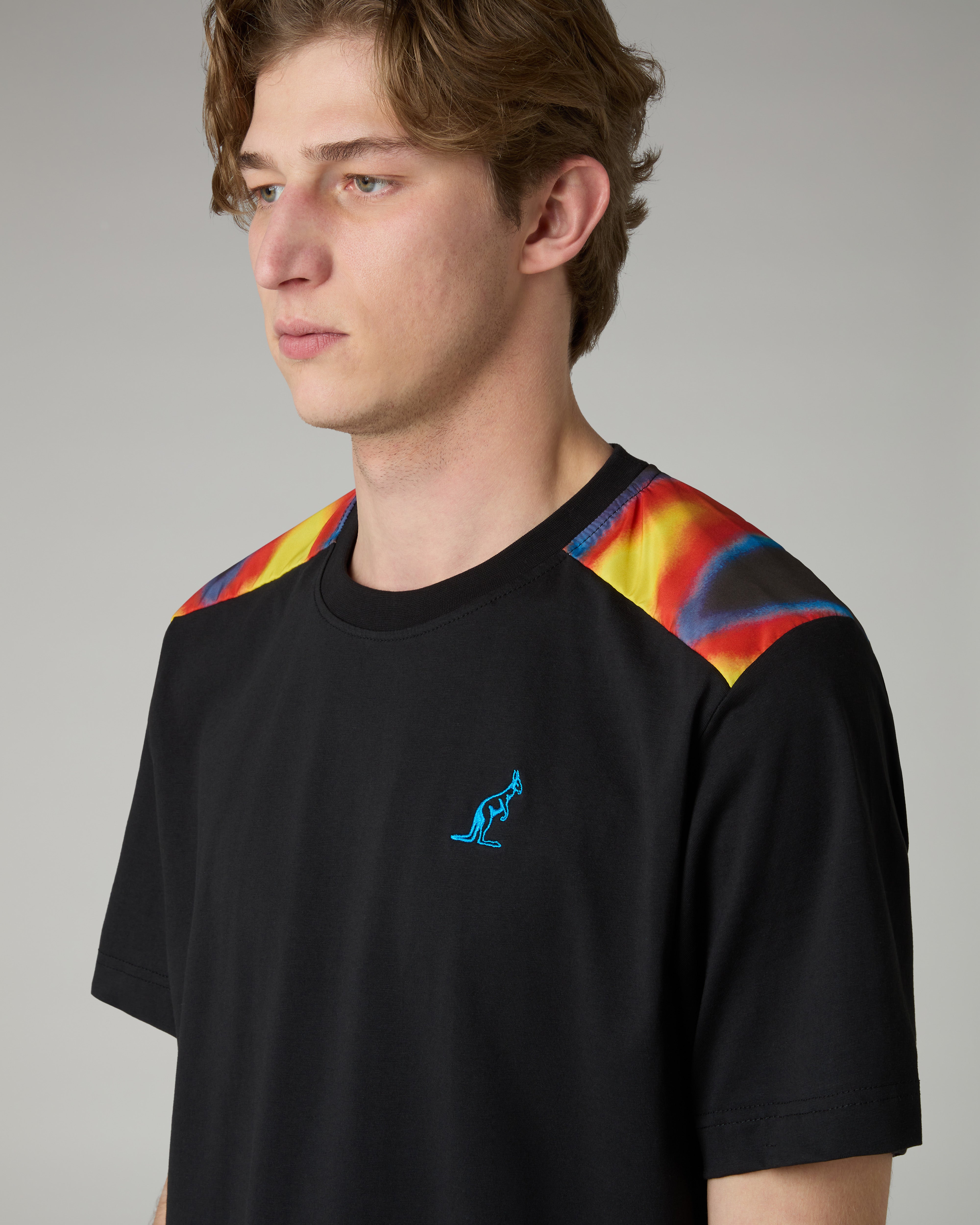 australian-fuel-t-shirt-cotone-nero-con-inserti-tecnici image 4