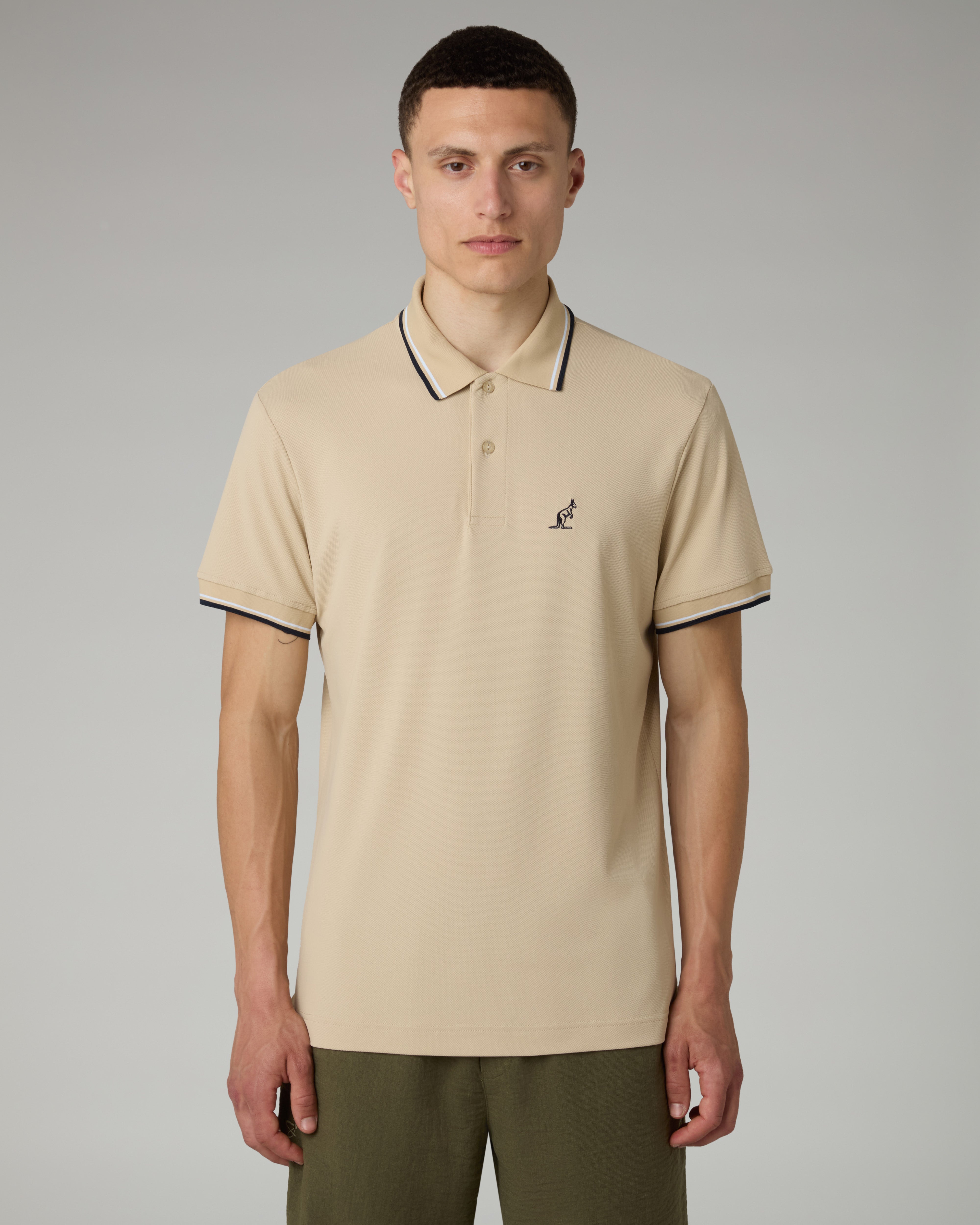 australian-2-stripes-polo-shirt-polo-tecnica-sabbia image 1