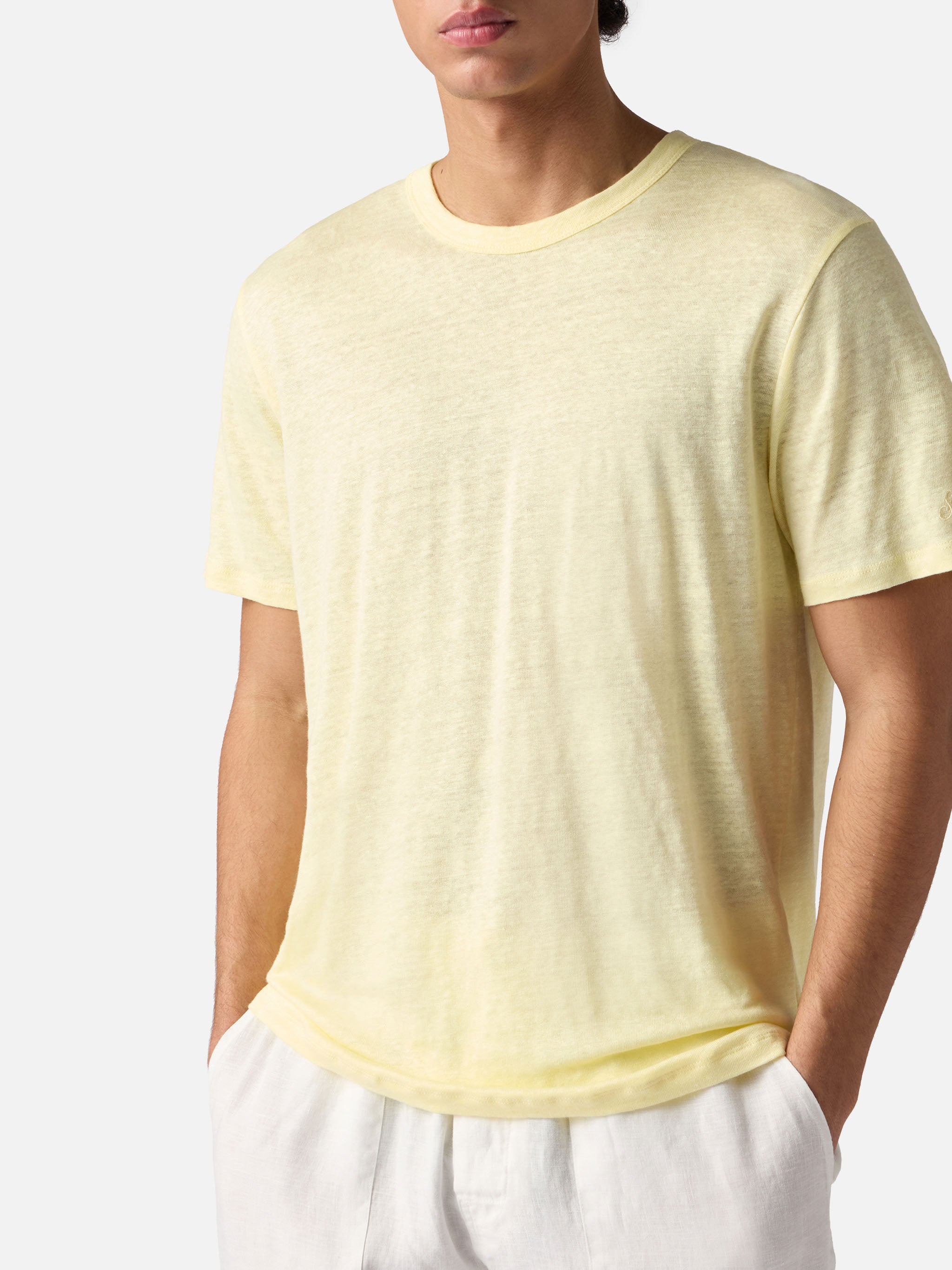 mc2-saint-barth-t-shirt-ecstasea-in-puro-lino-giallo-con-logo-ricamato image 2