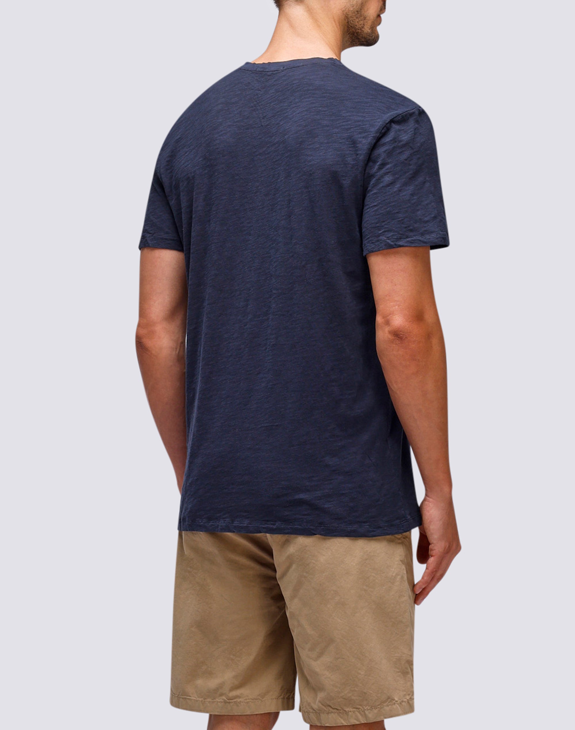 sundek-t-shirt-tinto-capo-uomo-scollo-a-v-mezza-manica-regular image 2