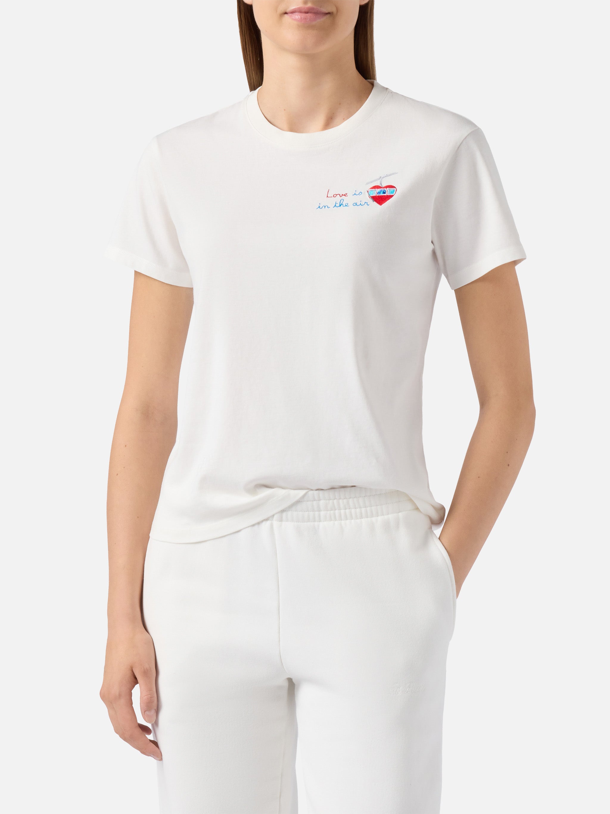 mc2-saint-barth-t-shirt-emilie-in-cotone-bianco-con-ricamo-love-is-in-the-air image 2