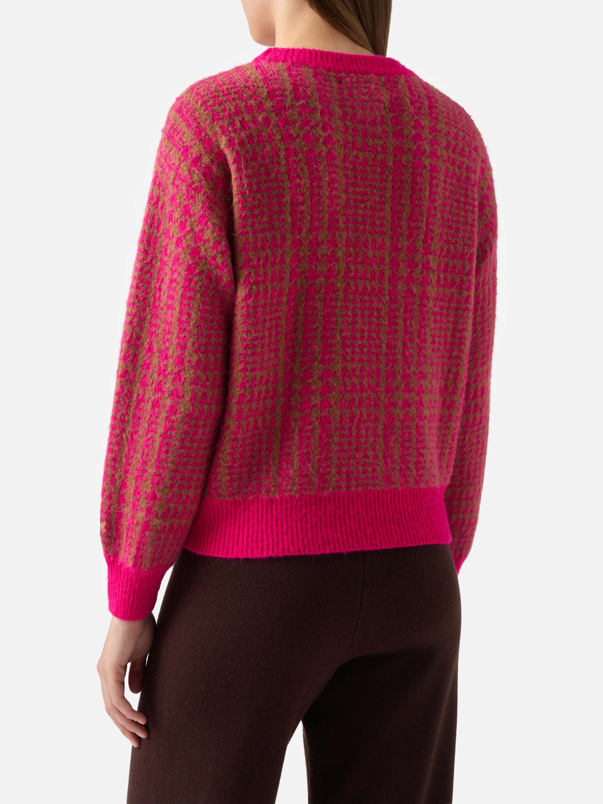 mc2-saint-barth-danya-soft-maglione-rosa-principe-di-galles-girocollo-oversize image 2