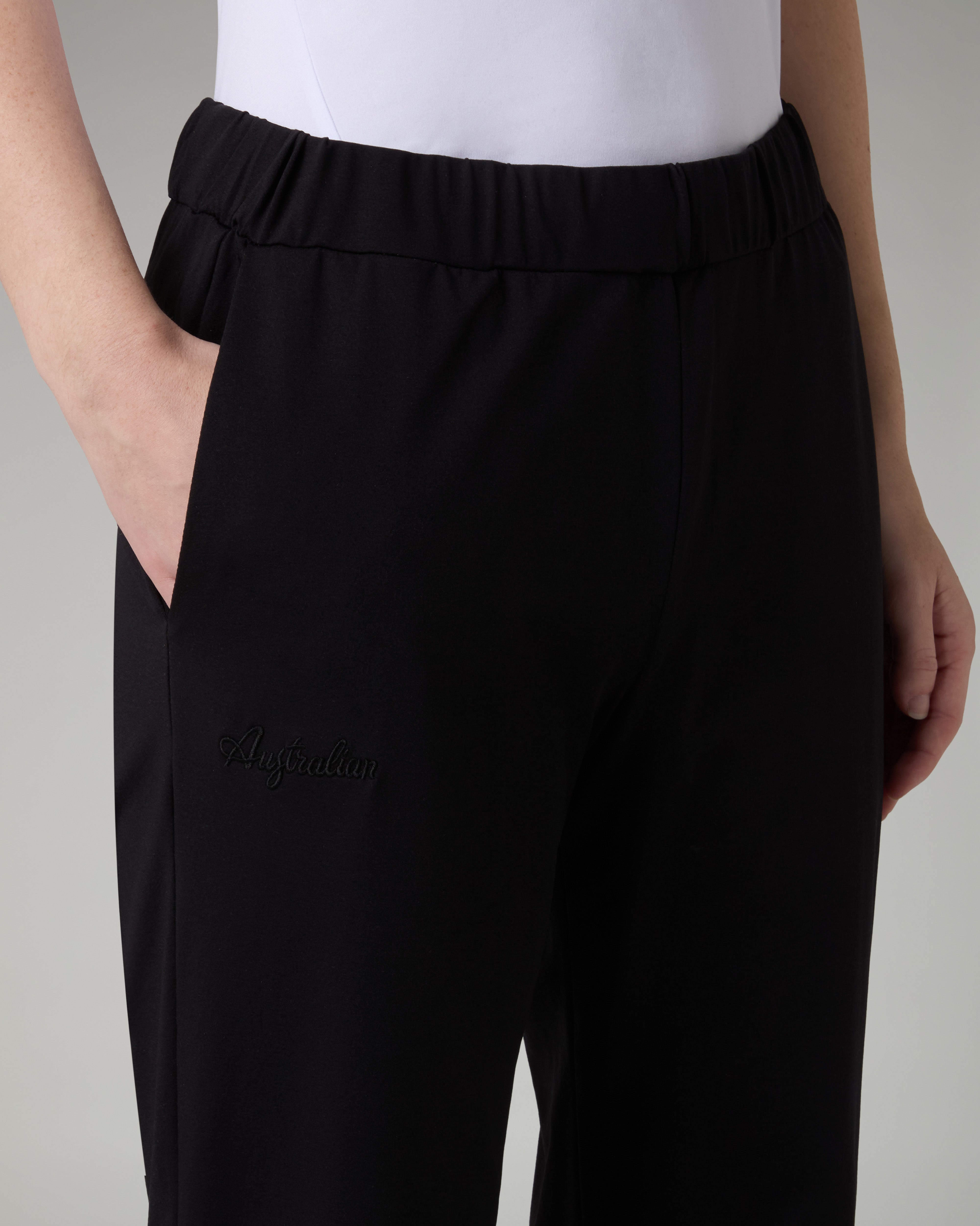 australian-grace-tracksuit-tuta-sabbia-light-touch-donna image 6