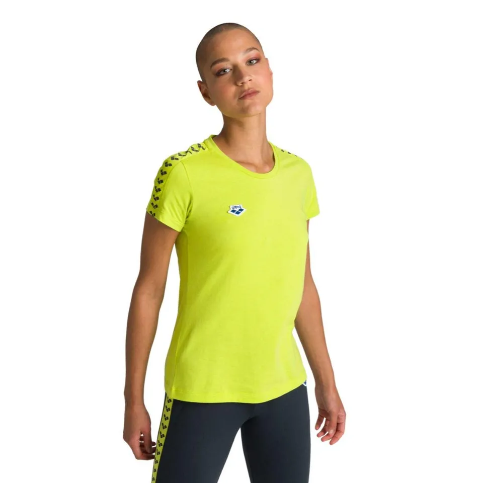 arena-w-t-shirt-team-t-shirt-donna-streetwear-logo-vintage image 1