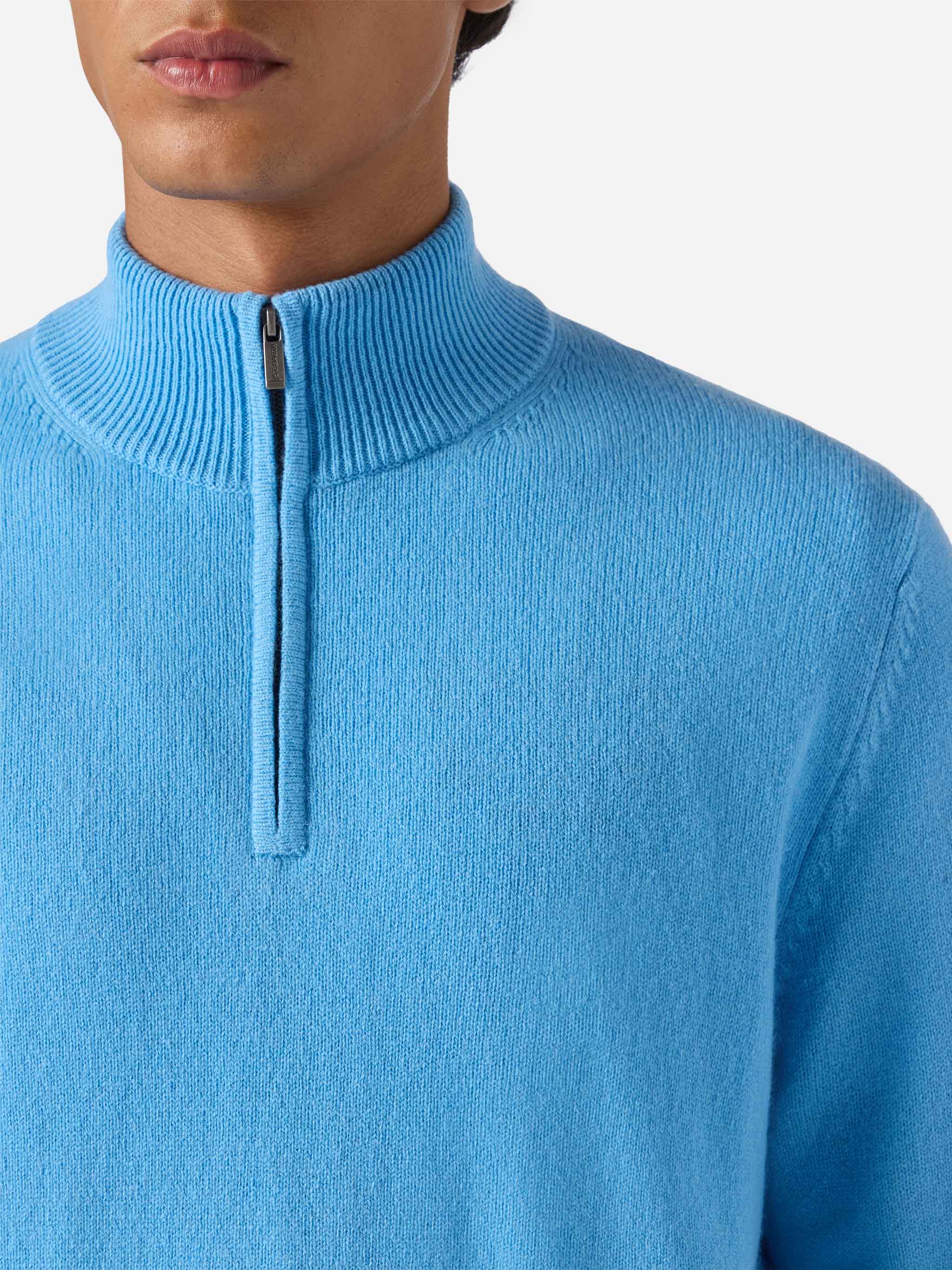 mc2-saint-barth-jermyn-pullover-mezza-zip-in-100-lambswool-azzurro-polvere-uomo image 2