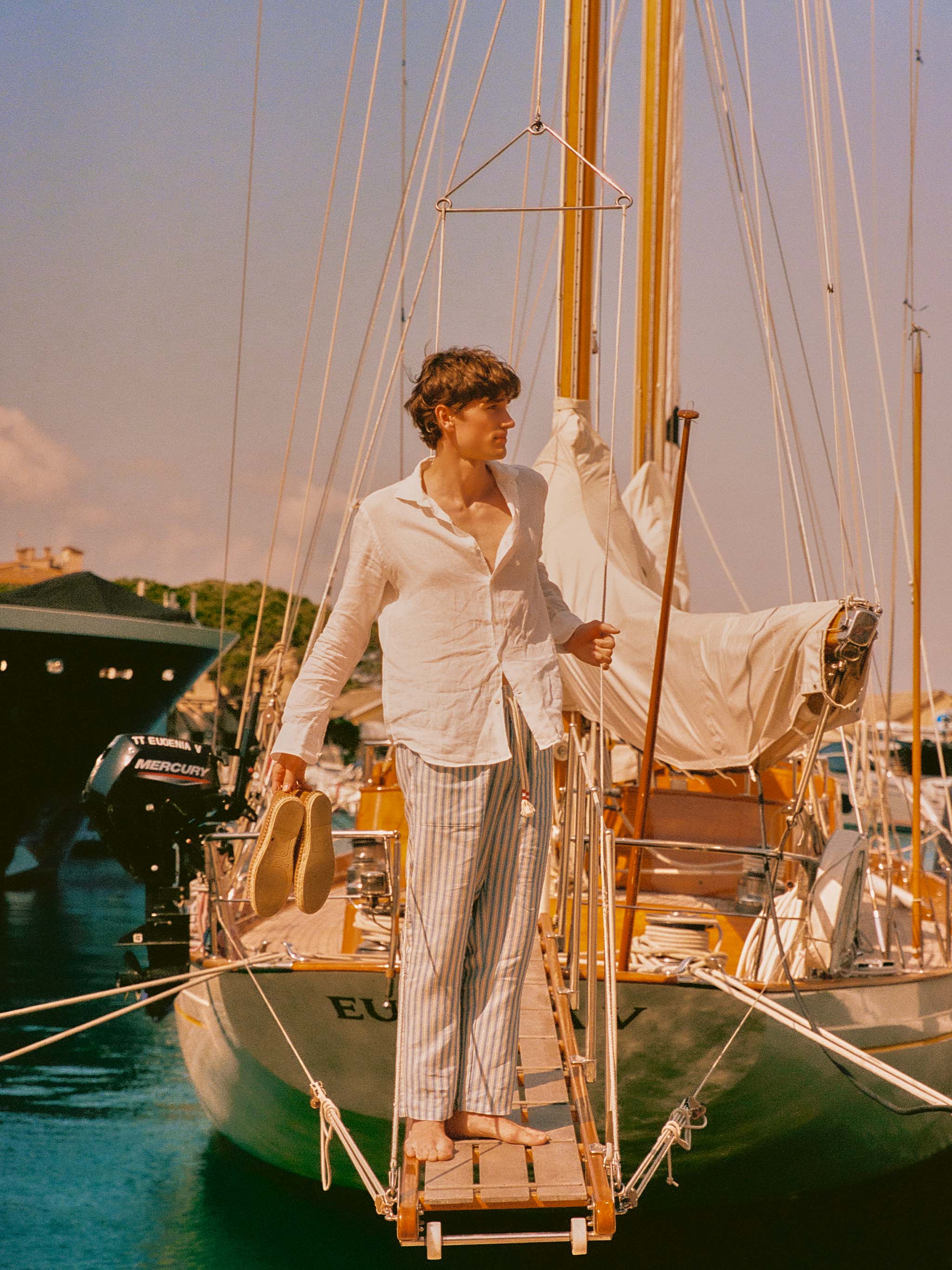 mc2-saint-barth-pamplona-camicia-uomo-in-lino-bianco-tinta-unita image 4